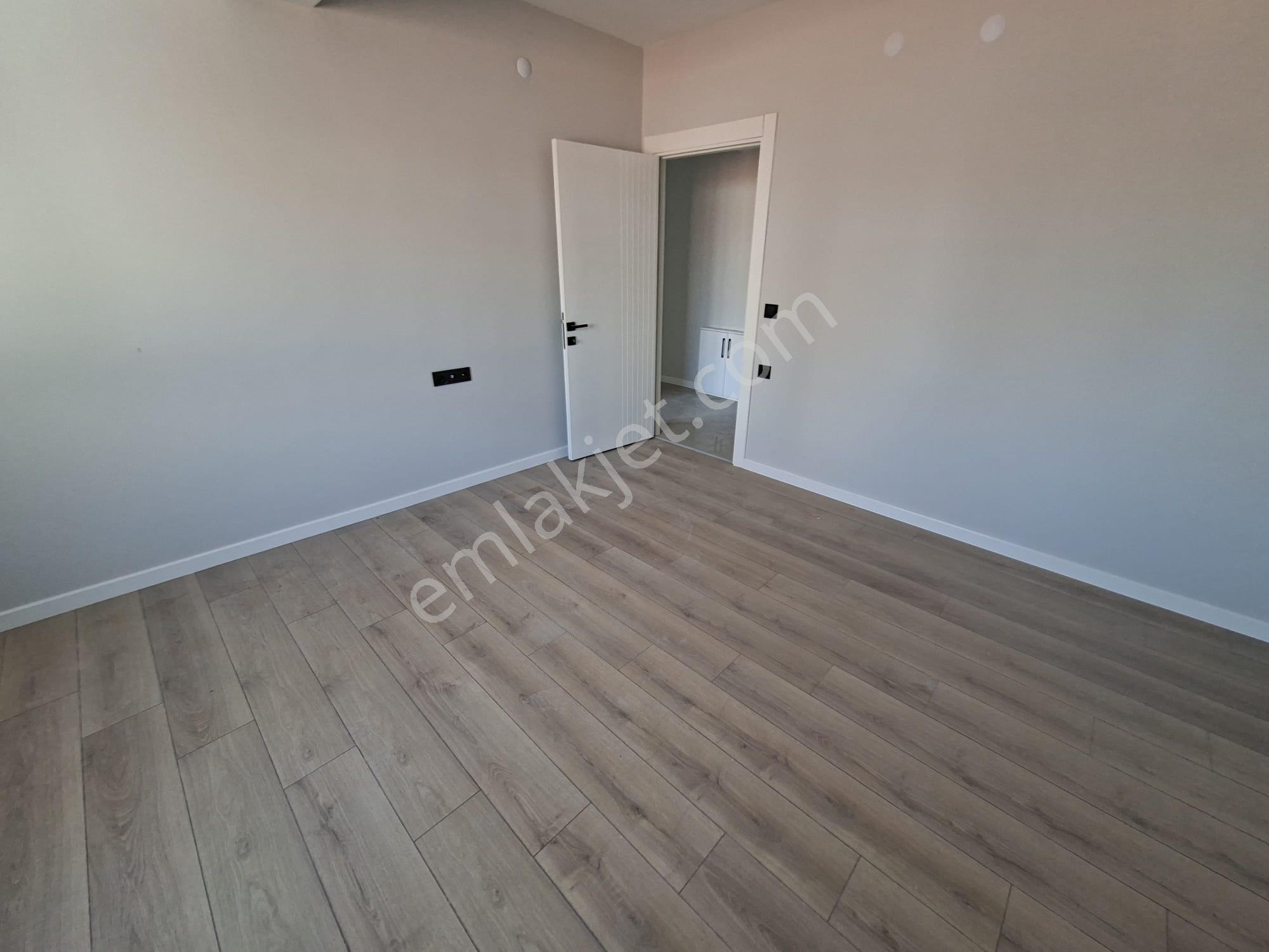 Recep Ümitten Derman Cad.sinde Satılık Super Lux 3+1 Ferah Daire - Görsel 24