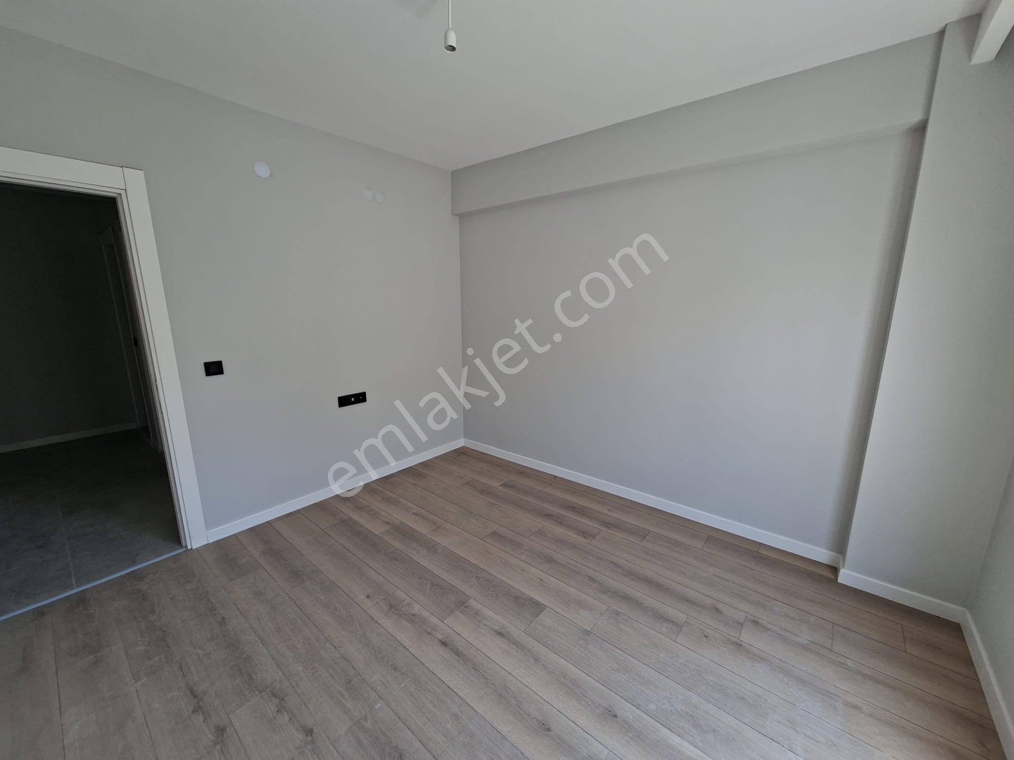 Recep Ümitten Derman Cad.sinde Satılık Super Lux 3+1 Ferah Daire - Görsel 19