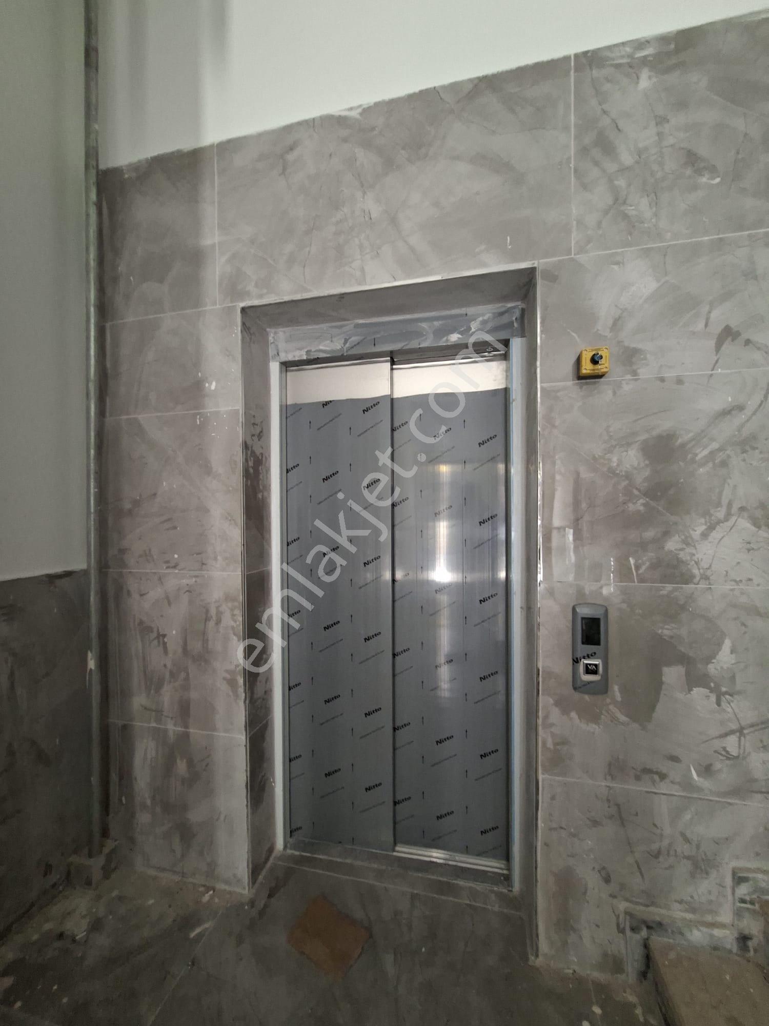 Recep Ümitten Derman Cad.sinde Satılık Super Lux 3+1 Ferah Daire - Görsel 33