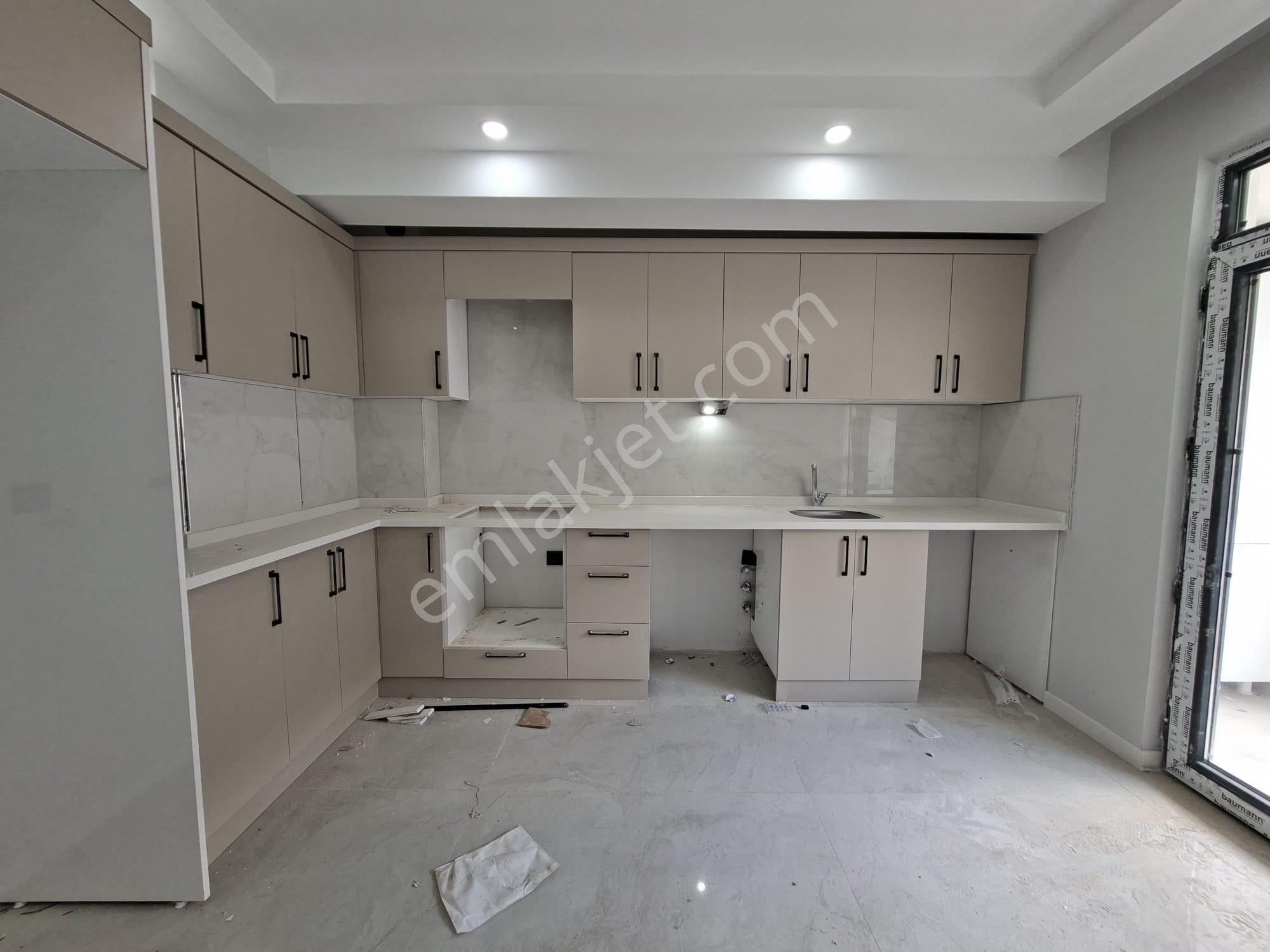 Recep Ümitten Derman Cad.sinde Satılık Super Lux 3+1 Ferah Daire - Görsel 8