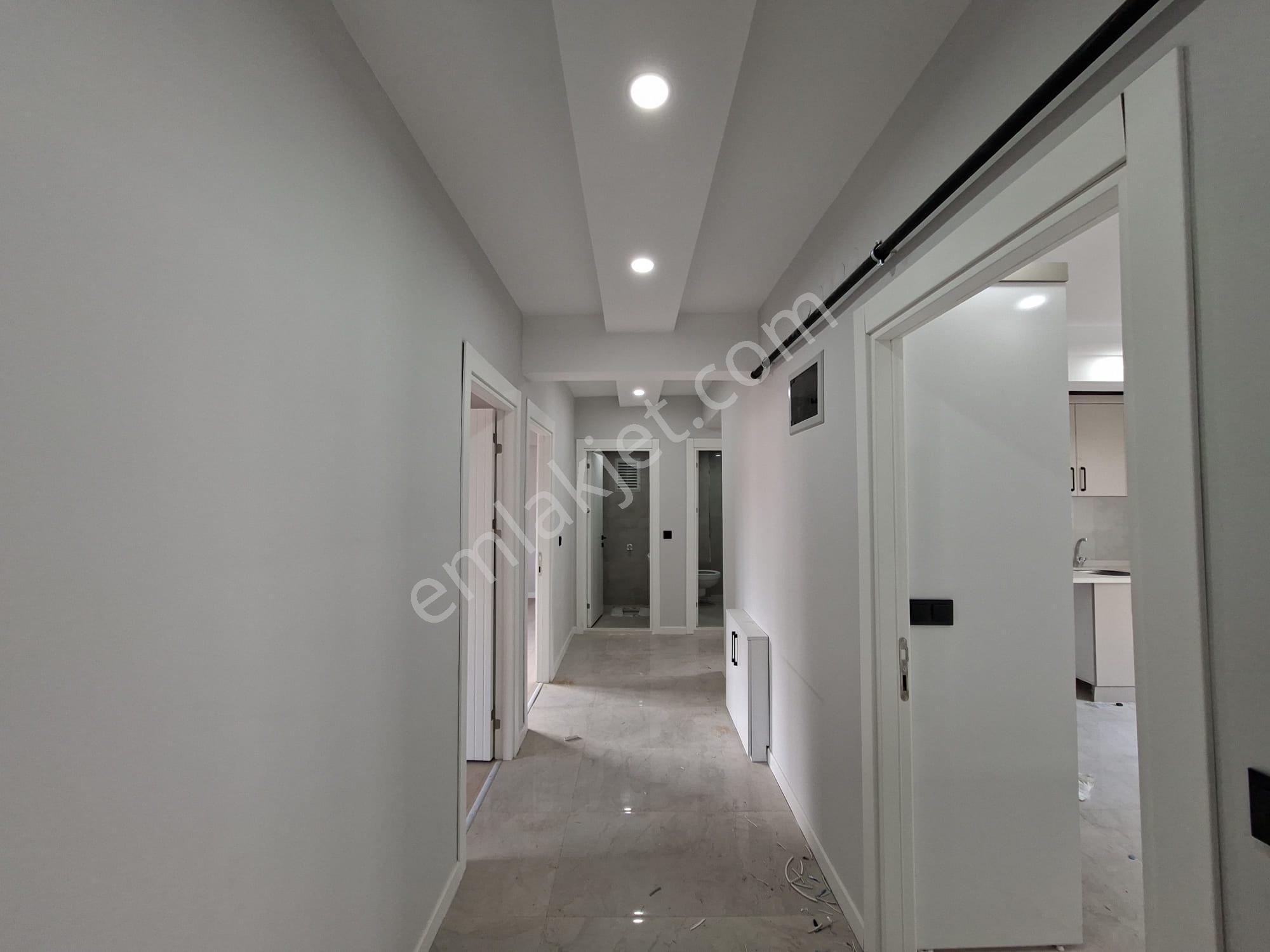 Recep Ümitten Derman Cad.sinde Satılık Super Lux 3+1 Ferah Daire - Görsel 32