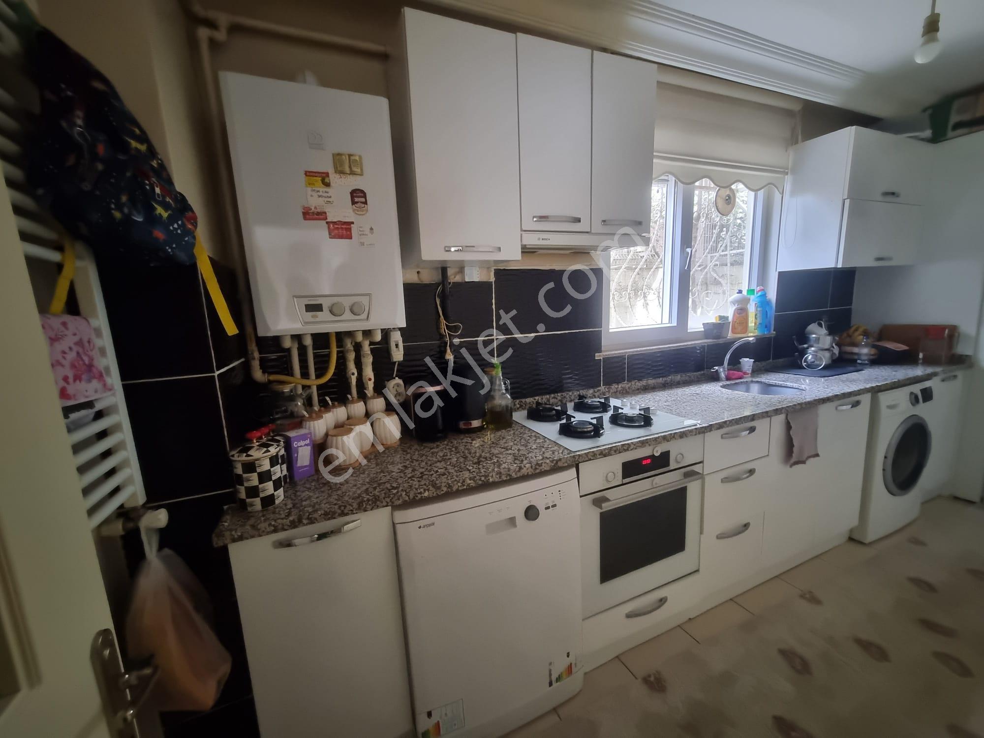 Oryaştan Ataşehir Kayışdağında Bahçe Kullanımlı 110m2 3+1 Daire - Görsel 6