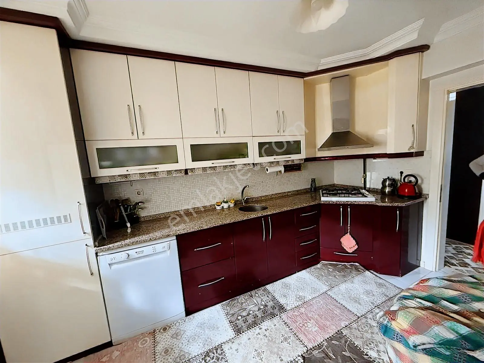 Akkonak Mahallesi 90m2 2+1 Satılık Daire