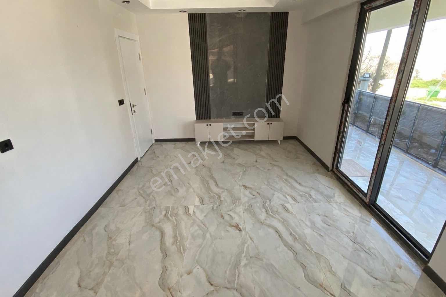 Bereketlerde 3+1 Lüks Satılık Daire - Görsel 23