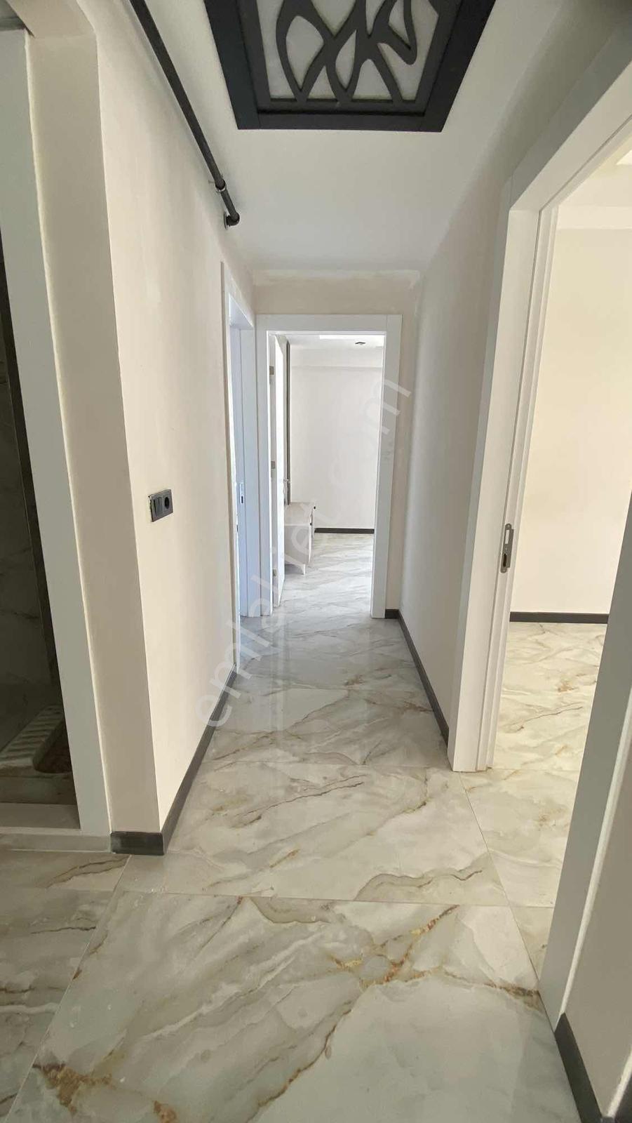 Bereketlerde 3+1 Lüks Satılık Daire - Görsel 12