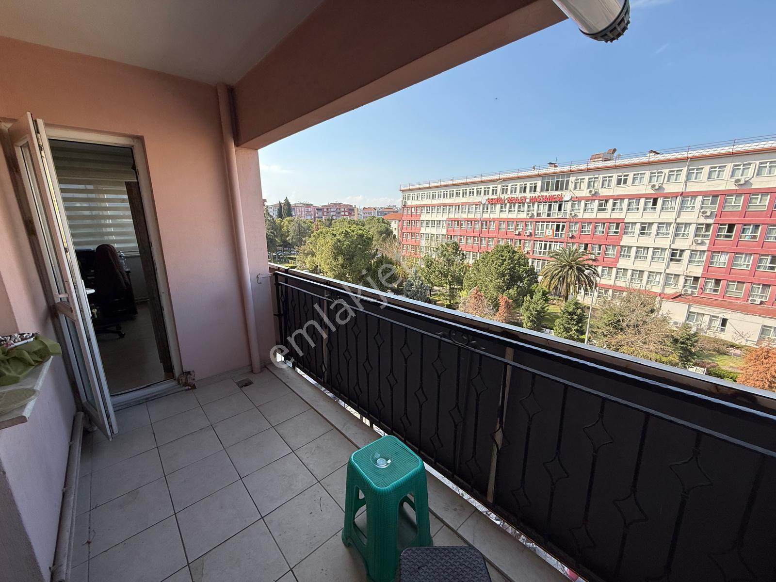 Sırakapılar Mahallesi Tabela Değeri Yüksek 3+1 Ofis