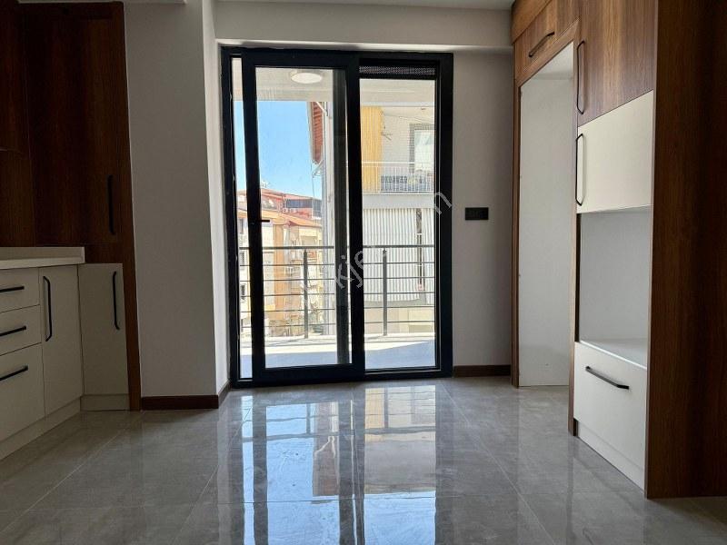 Fesleğen Mahallesinde 110m2 2+1 Sıfır Daire - Görsel 23