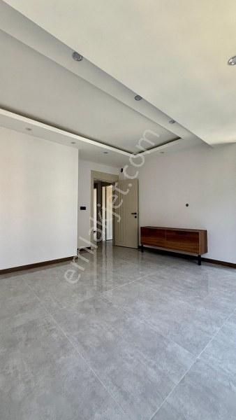 Fesleğen Mahallesinde 110m2 2+1 Sıfır Daire - Görsel 14