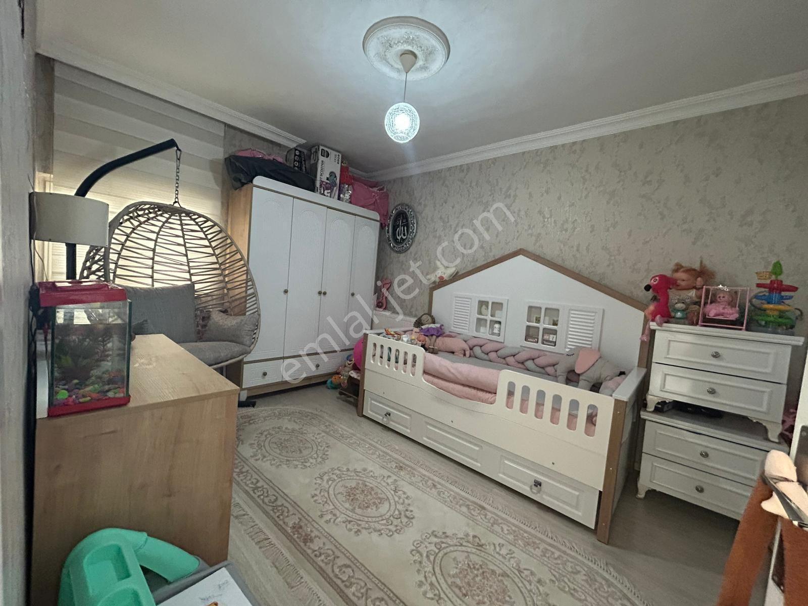Batıkent Çakırlar'da Acil Satılık Full Yapılı 5+2 Köşe Villa - Görsel 7