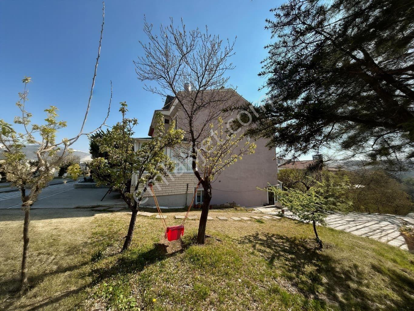 Batıkent Çakırlar'da Acil Satılık Full Yapılı 5+2 Köşe Villa - Görsel 4