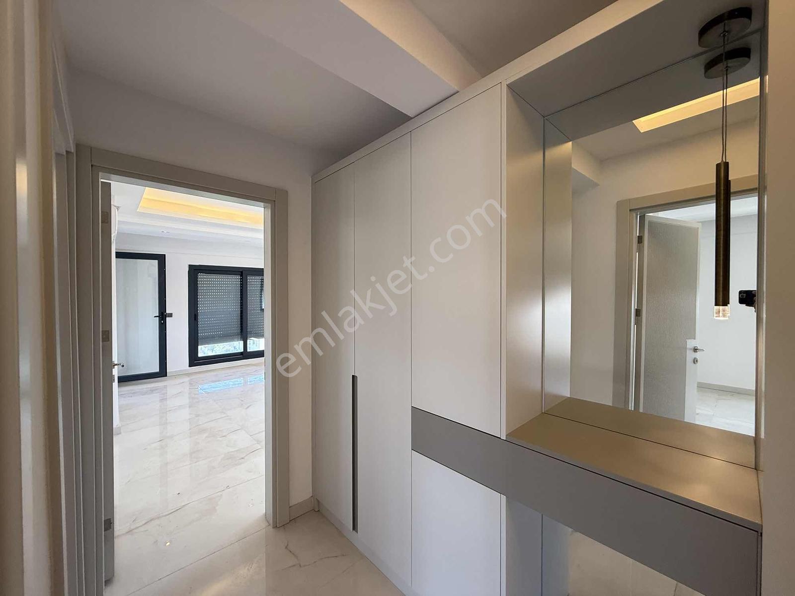 Yedieylül Mah. 3+1 145m² Ultra Lüx İşçilik Her Katta Tek Daire ! - Görsel 4