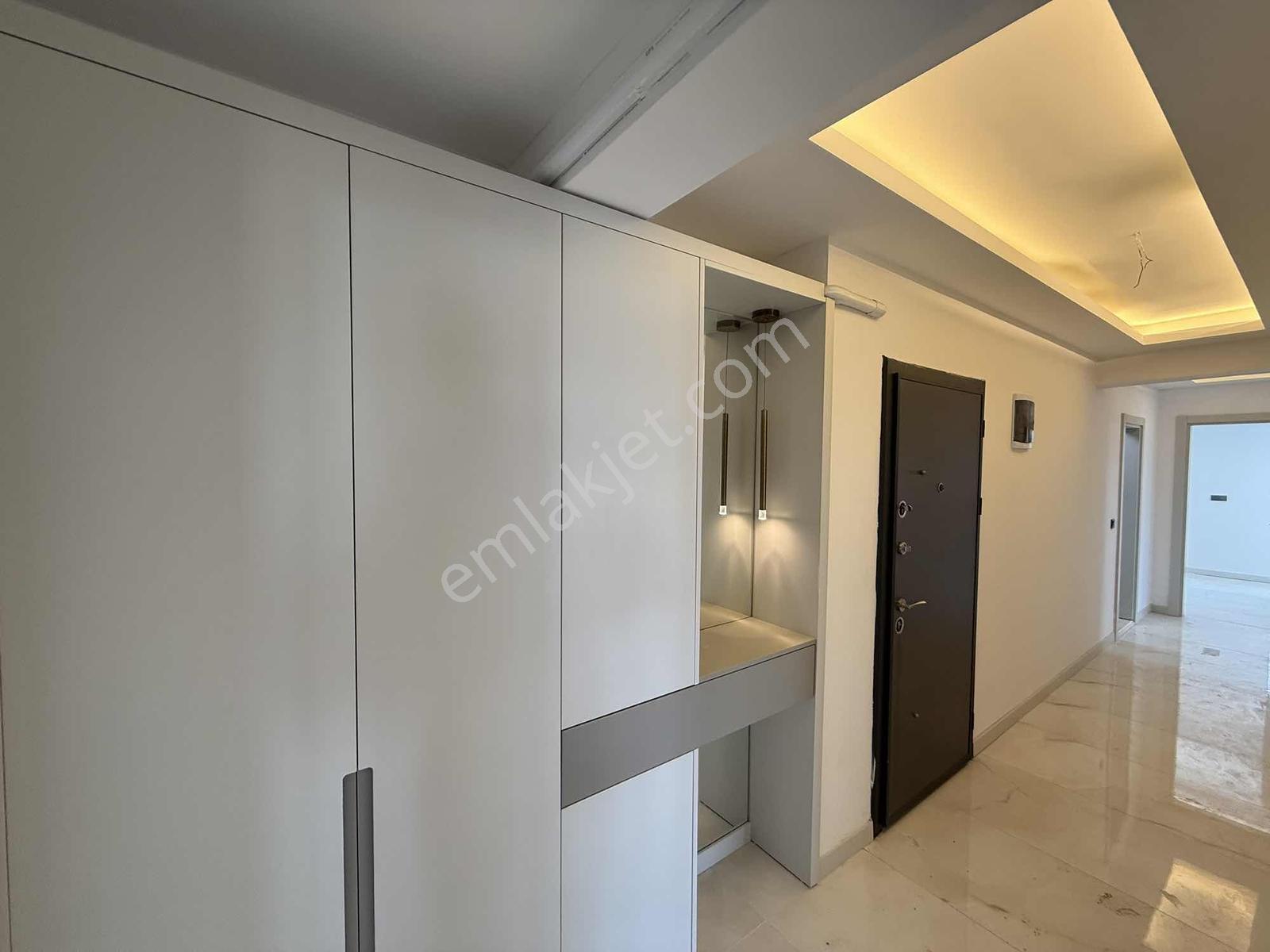 Yedieylül Mah. 3+1 145m² Ultra Lüx İşçilik Her Katta Tek Daire ! - Görsel 13