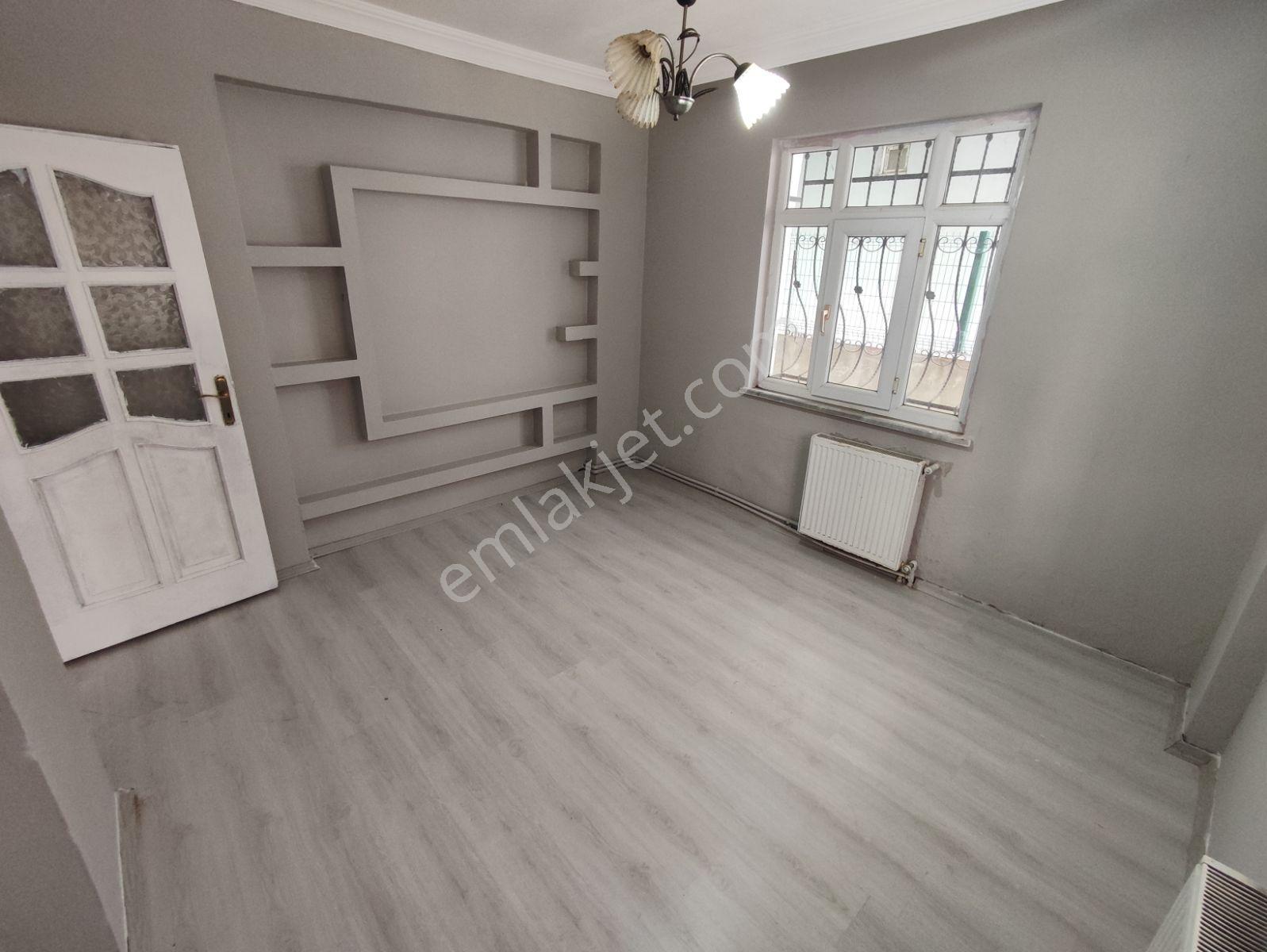 Kazanç Emlaktan Vatan Mahallesinde Kiralık 2+1 Giriş Daire