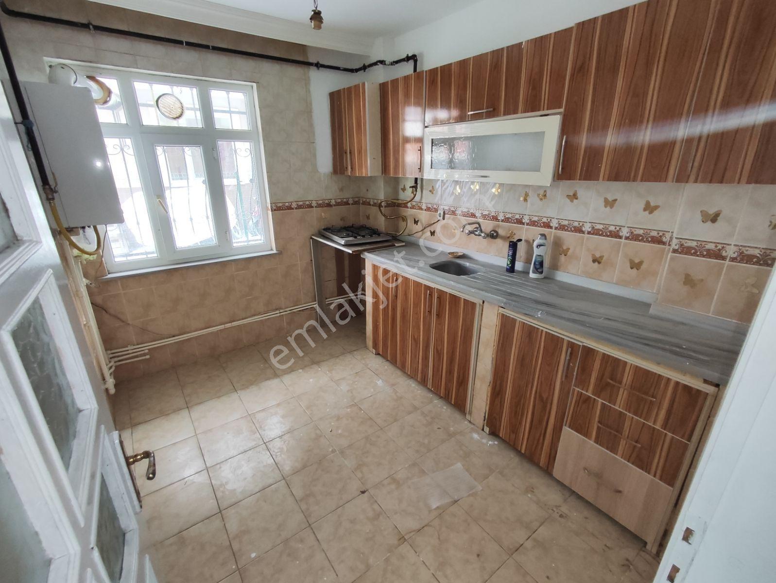 Kazanç Emlaktan Vatan Mahallesinde Kiralık 2+1 Giriş Daire - Görsel 14