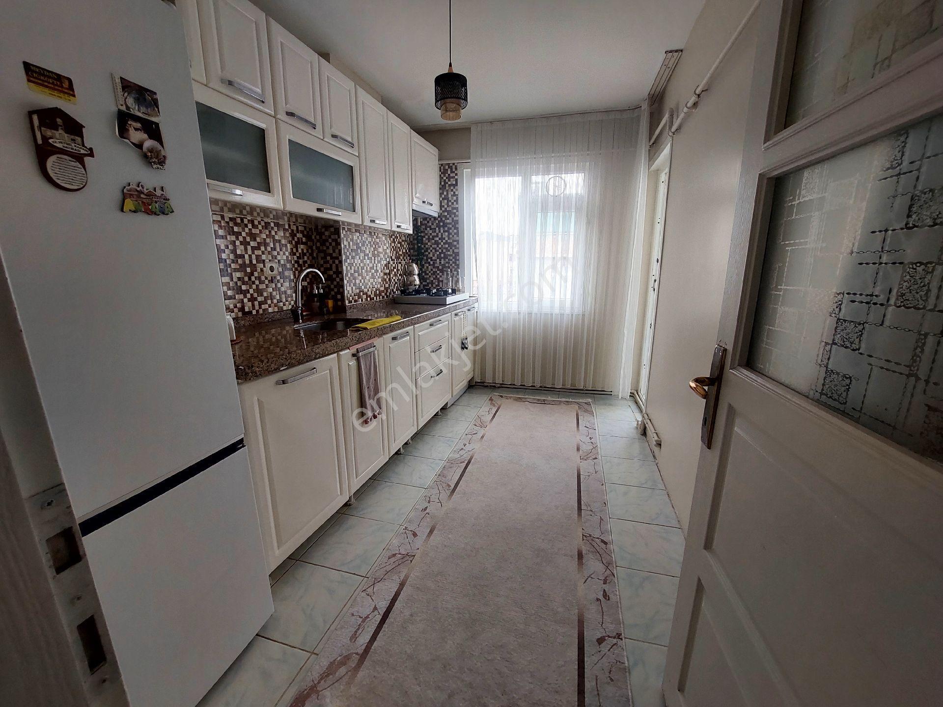 Gazi Osman Paşa Karayollarında Satılık Dubleks 3+2 180 M2 Metroya Yakın - Görsel 10