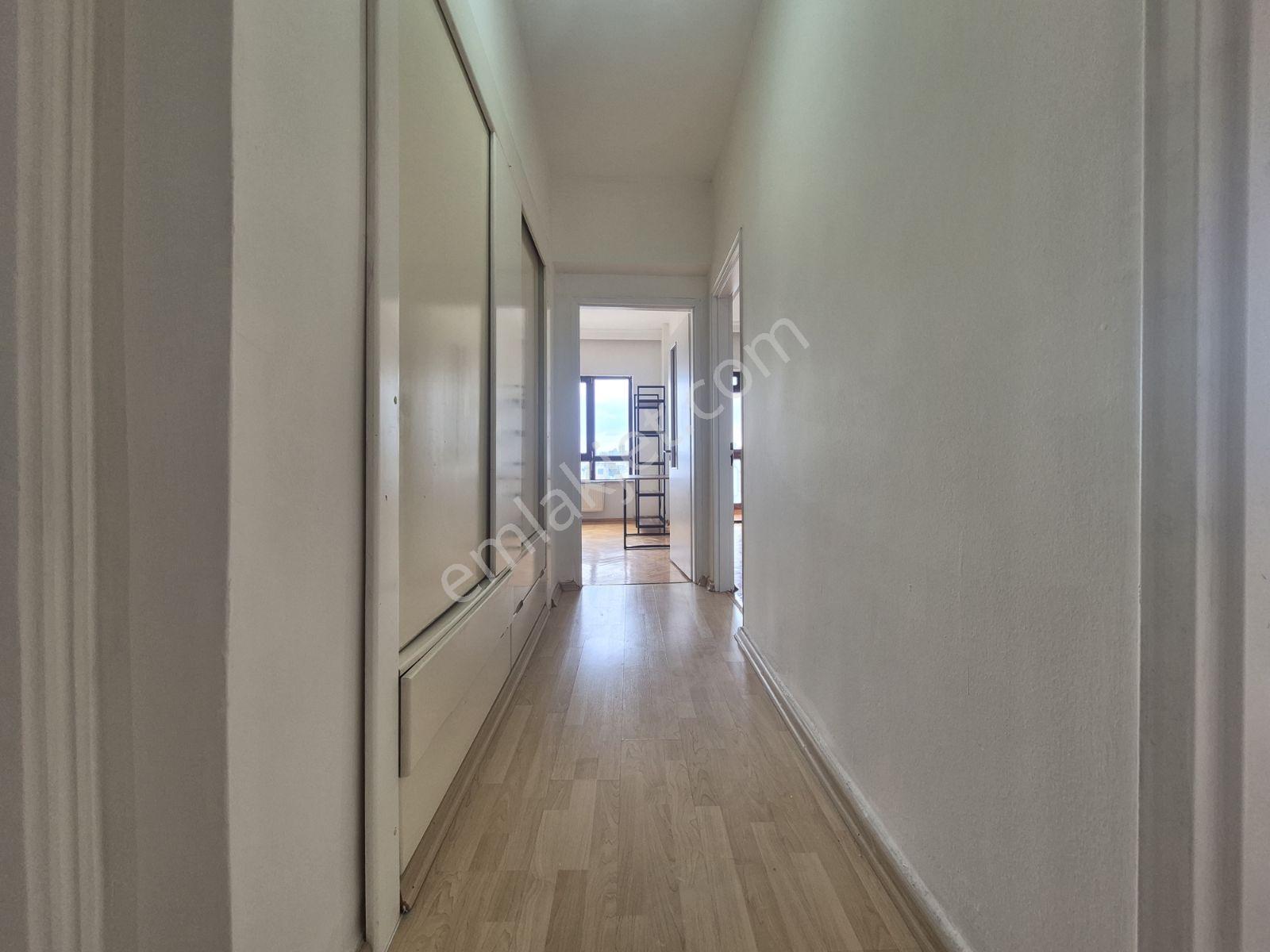 Taurus Avm Karşısı İdareciler Sitesi Y. Şerefiye Satılık 3+1 - Görsel 8