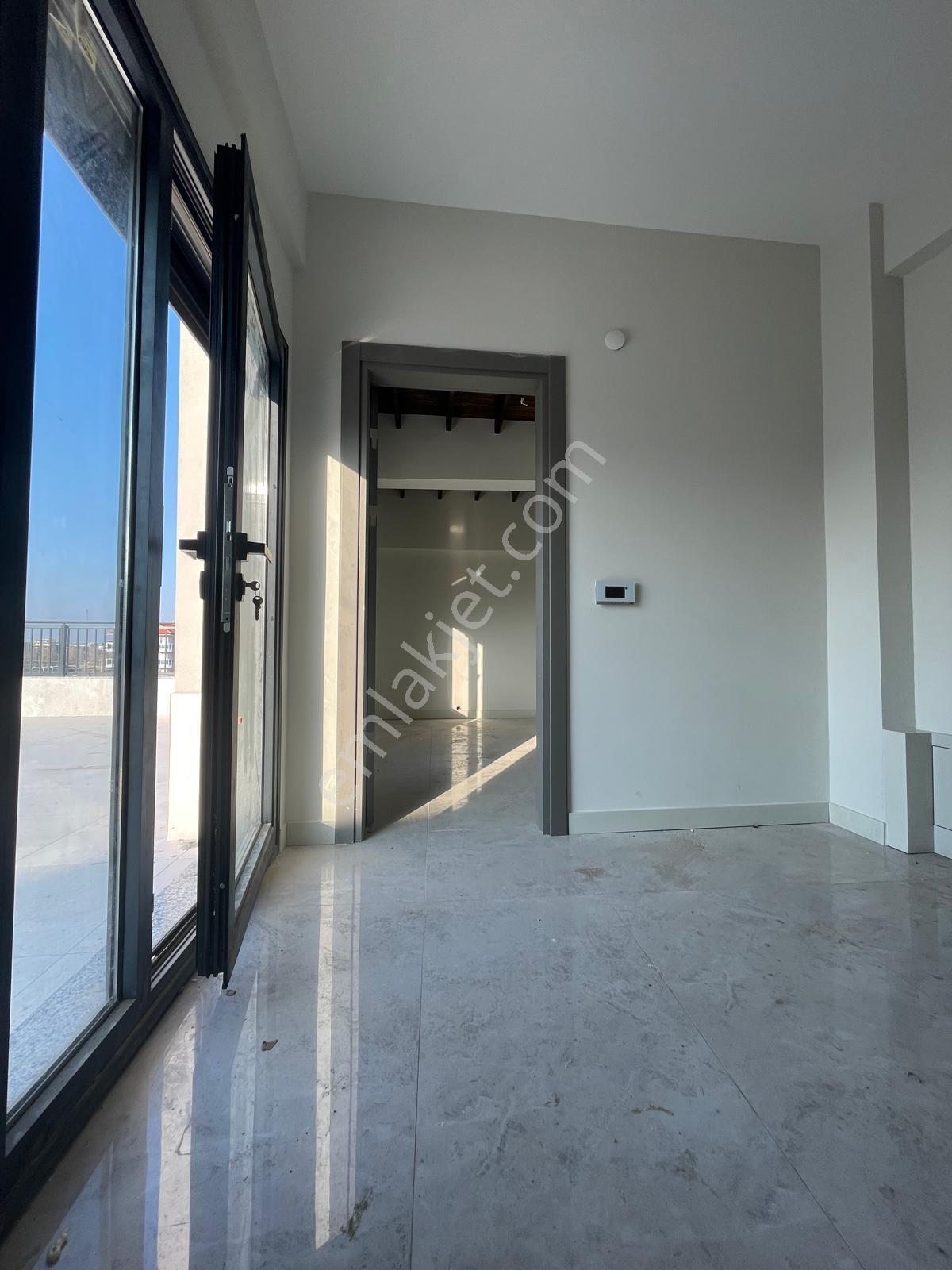 Salihli Hacıbektaşlı Mahallesinde Satılık 4+1 Villa - Görsel 4