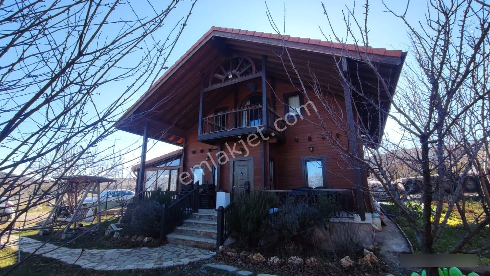 Temelli Olukpınar Botanikköy Satılık (eşyalı) 4+2 Ahşap Villa