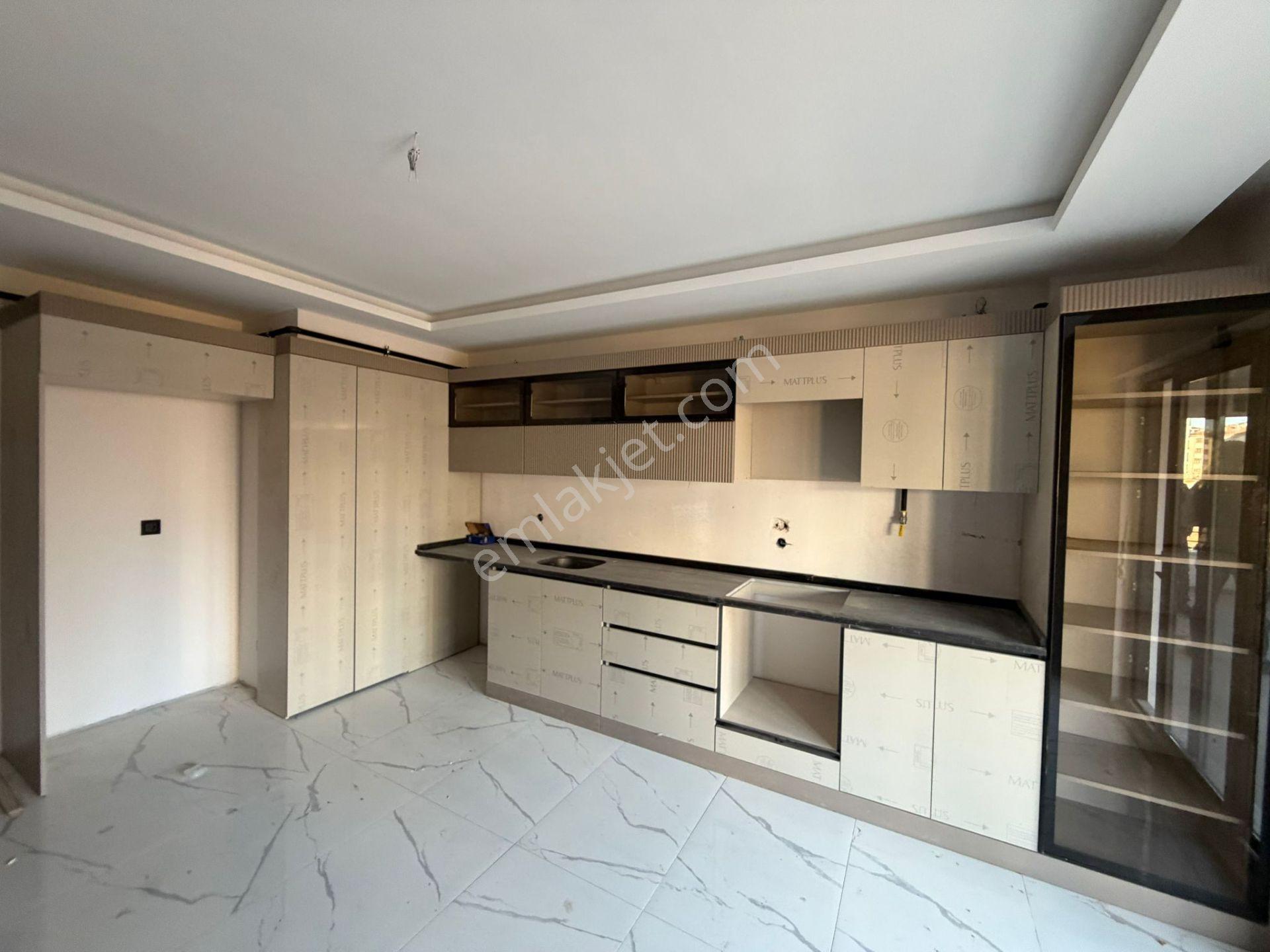 Mevsim Gayrimenkulden Sürsürüde Satılık 3+1 Sıfır Lüks Daire - Görsel 14