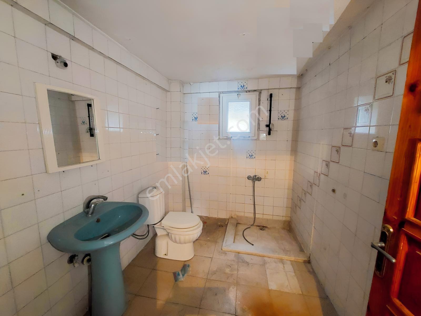 Bayraklı Yamanlarda Satılık Cad. Üstü 3+1 İmarlı Daire - Görsel 10