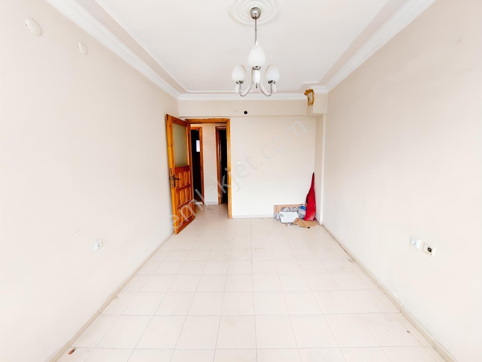 Bayraklı Yamanlarda Satılık Cad. Üstü 3+1 İmarlı Daire - Görsel 17