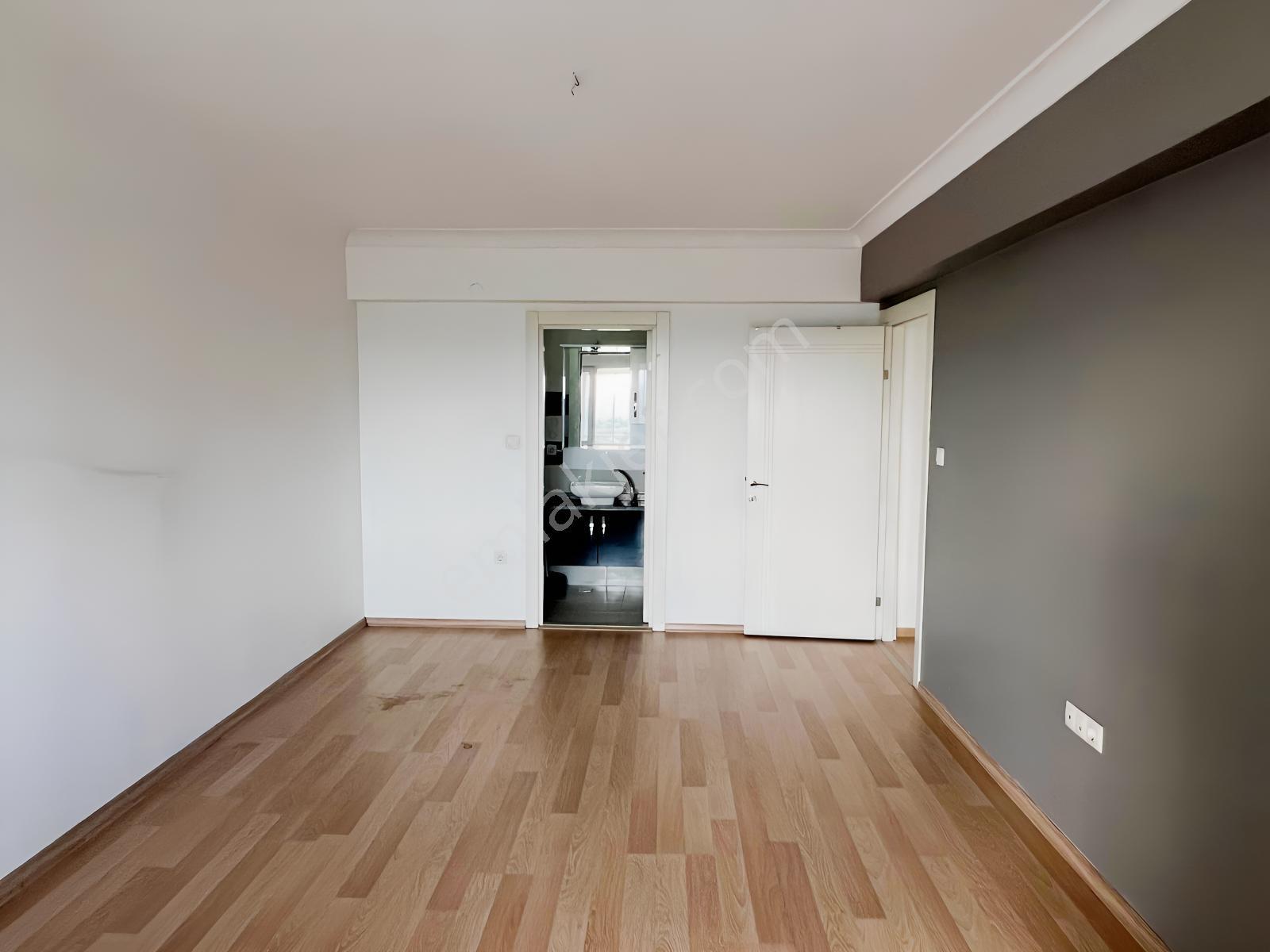 Kartal'dan Botanik Metro Yakını 3+1 Kiralık Lüks Daire - Görsel 10