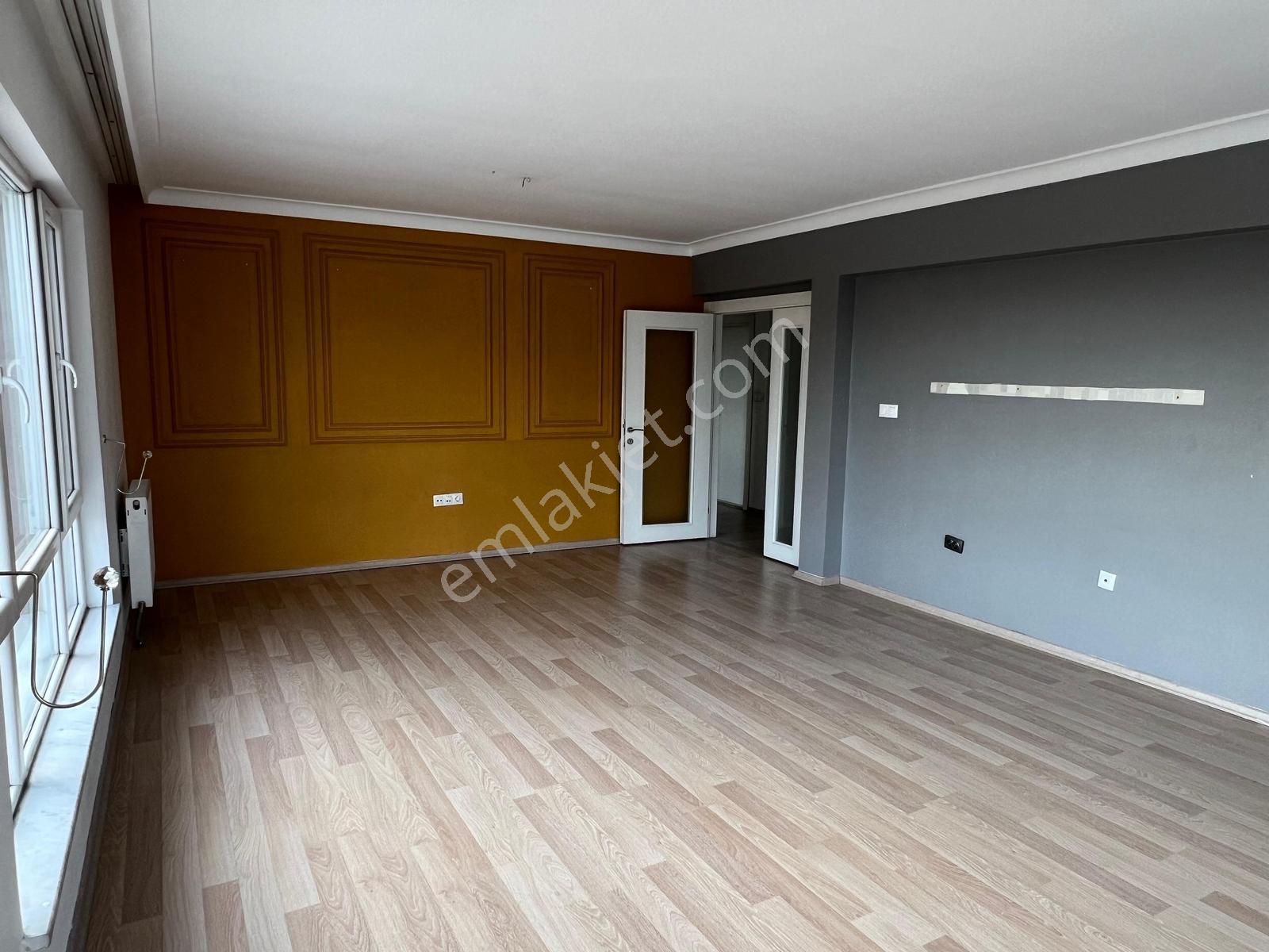 Kartal'dan Botanik Metro Yakını 3+1 Kiralık Lüks Daire - Görsel 29