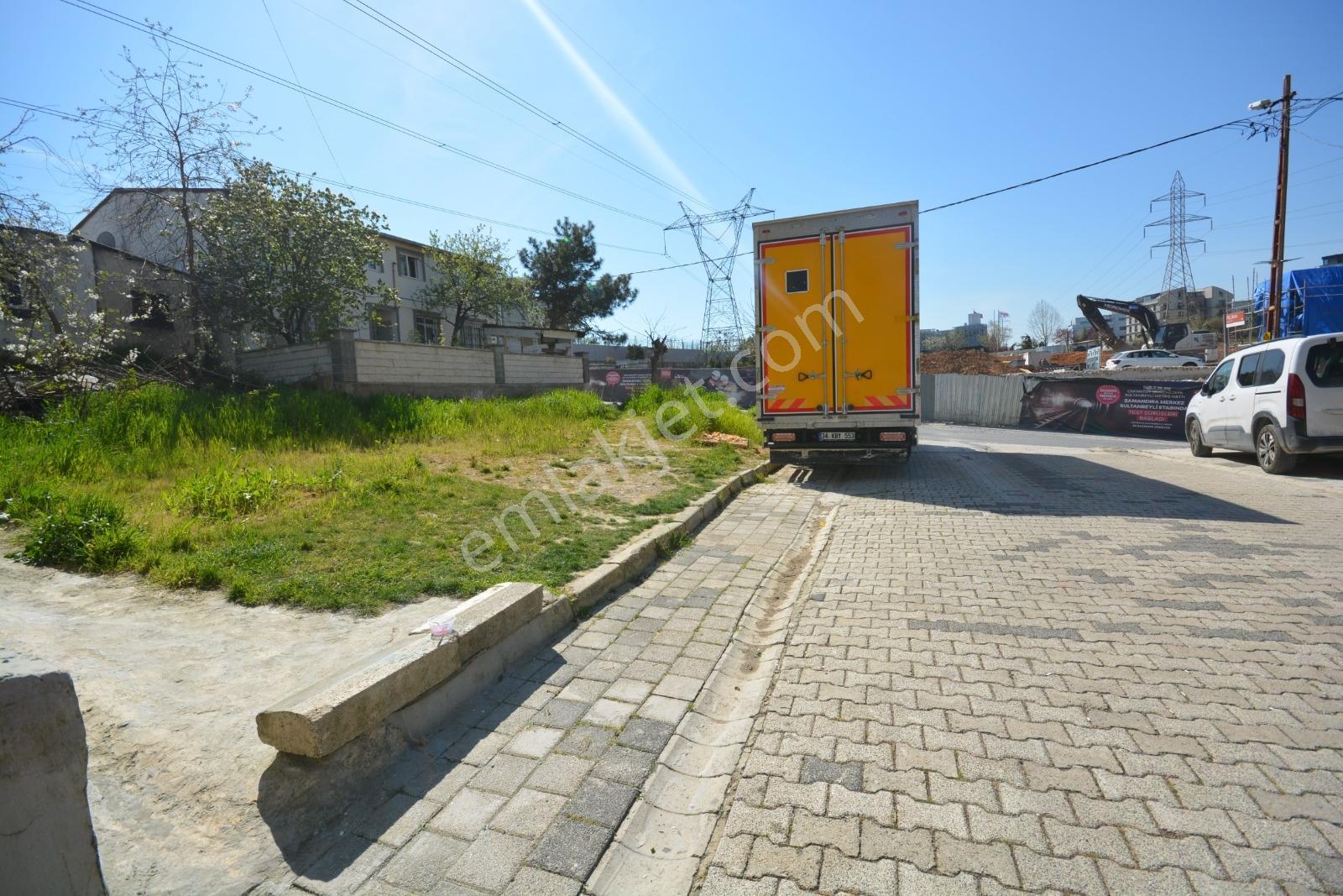 Satlık Metronun Yanında 220 M2 Cadde Üzeri Müstakil Ev - Görsel 12