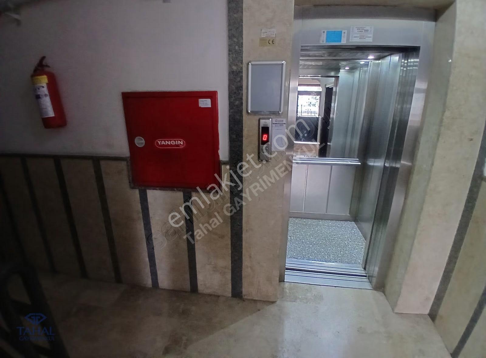 Düdenbaşı Mh. Satılık Site İçi Çok Extralı 3+1 3.kat 150m2 Güney - Görsel 6