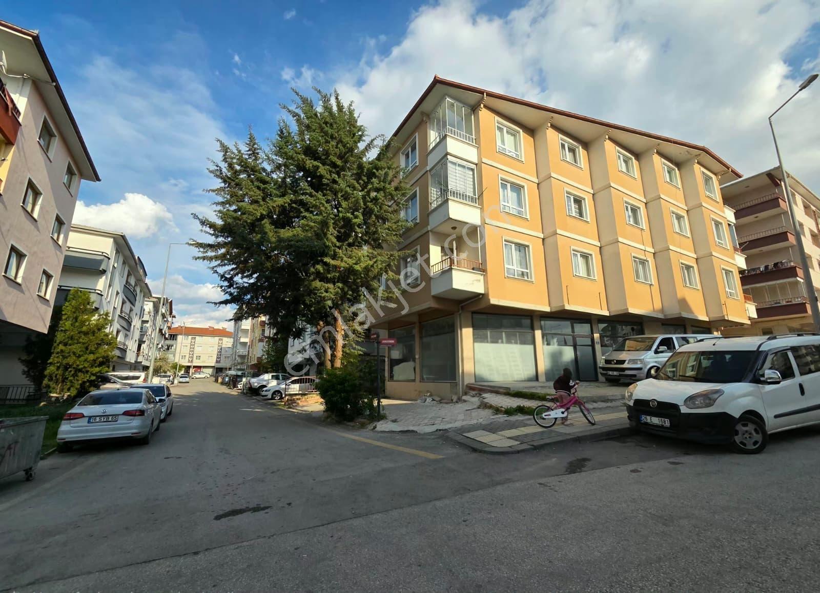 Etimesgut Elvan Mah. A Life Hospital Yanında Satılık Köşe Dükkan - Görsel 6