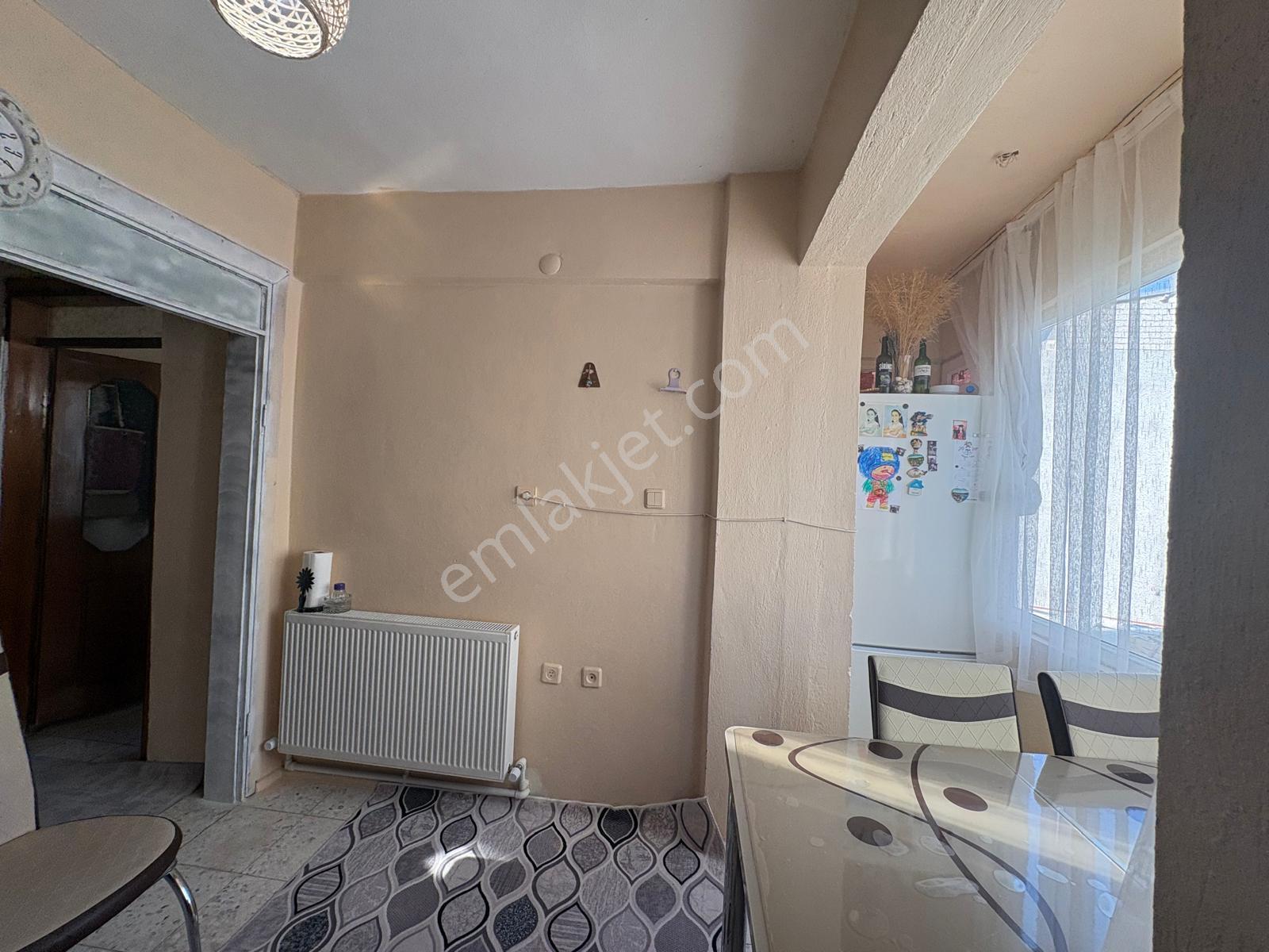 Örnekkenttde 3+1 Teraslı Arsalı Müstakil Ev - Görsel 19