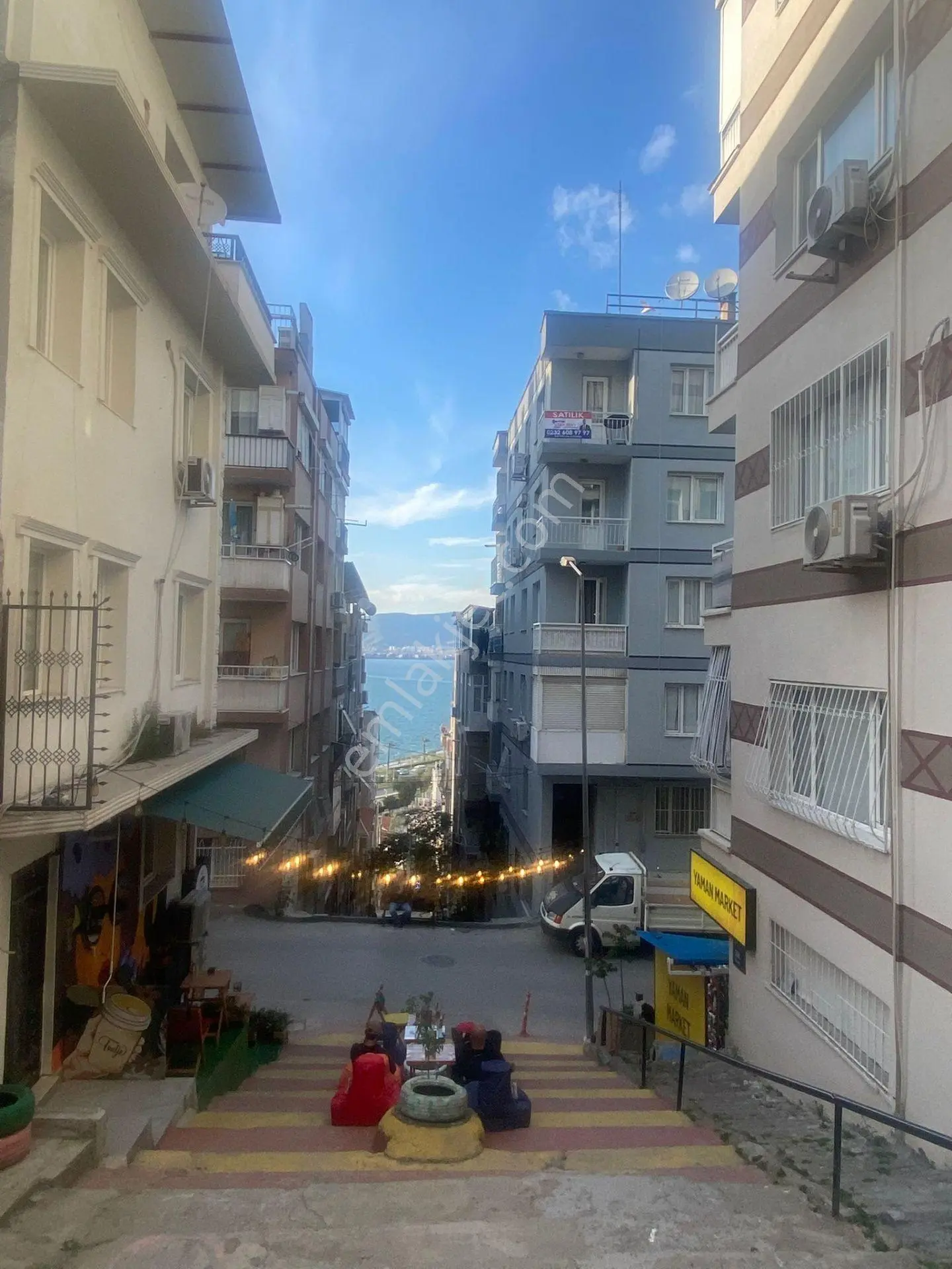 İzmir Konak Barbaros Mahallesinde Merkezi Konumlu 3+1 Doğalgazlı Satılık Daire - Görsel 2