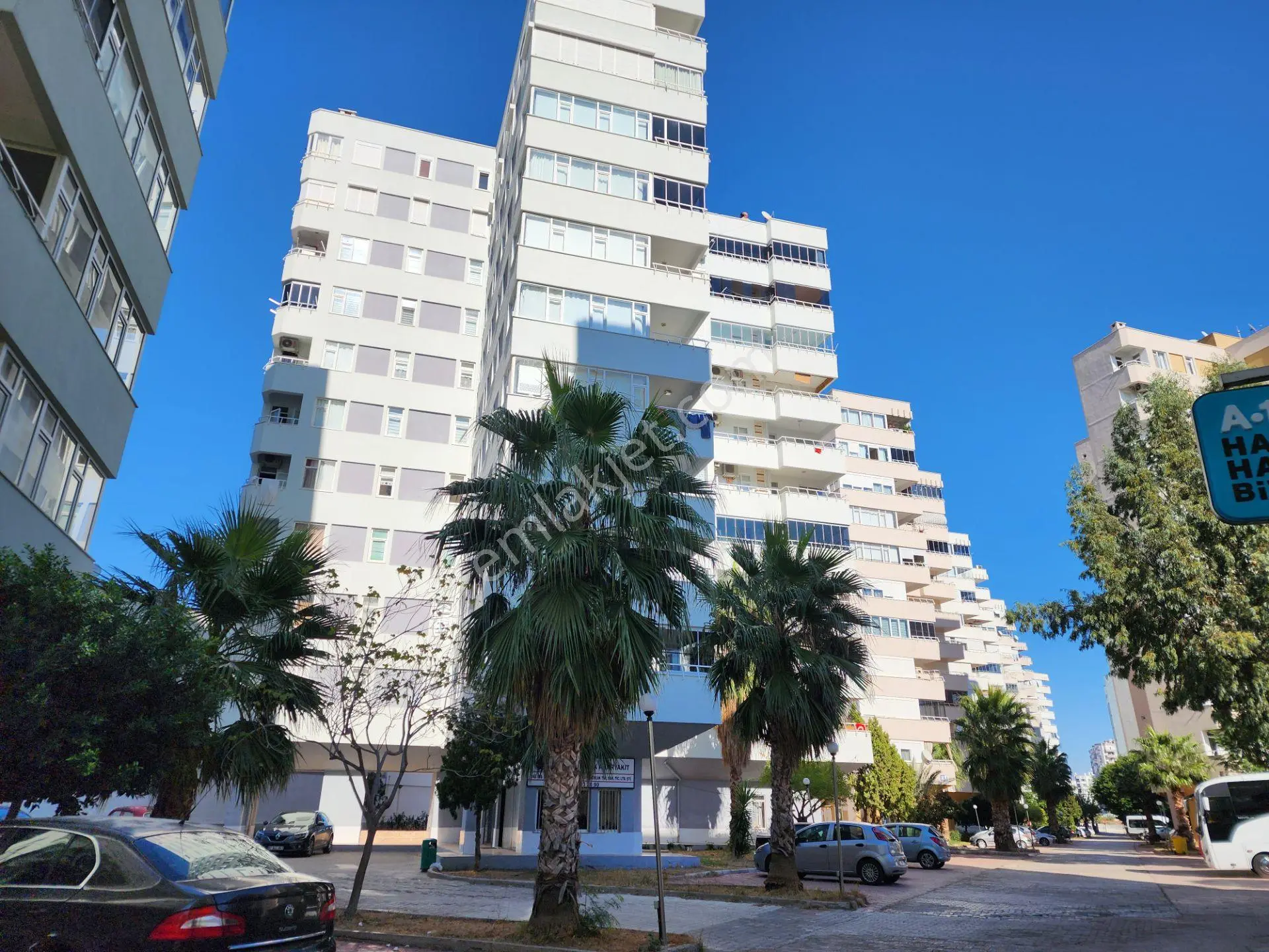 Konyaaltı Mimoza Sitesi'nde 2. Katta Kiralık 3+1 160 M2 Daire Gdkb - Görsel 5