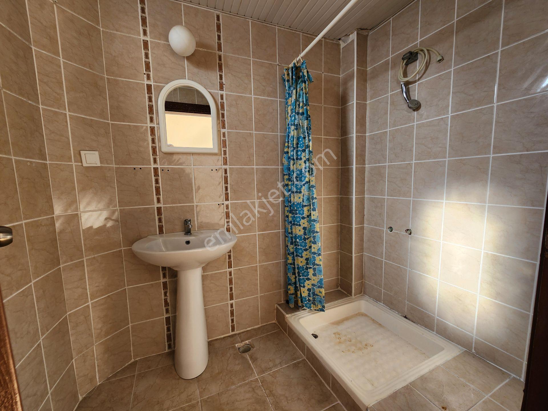 Konyaaltı Mimoza Sitesi'nde 2. Katta Kiralık 3+1 160 M2 Daire Gdkb - Görsel 13