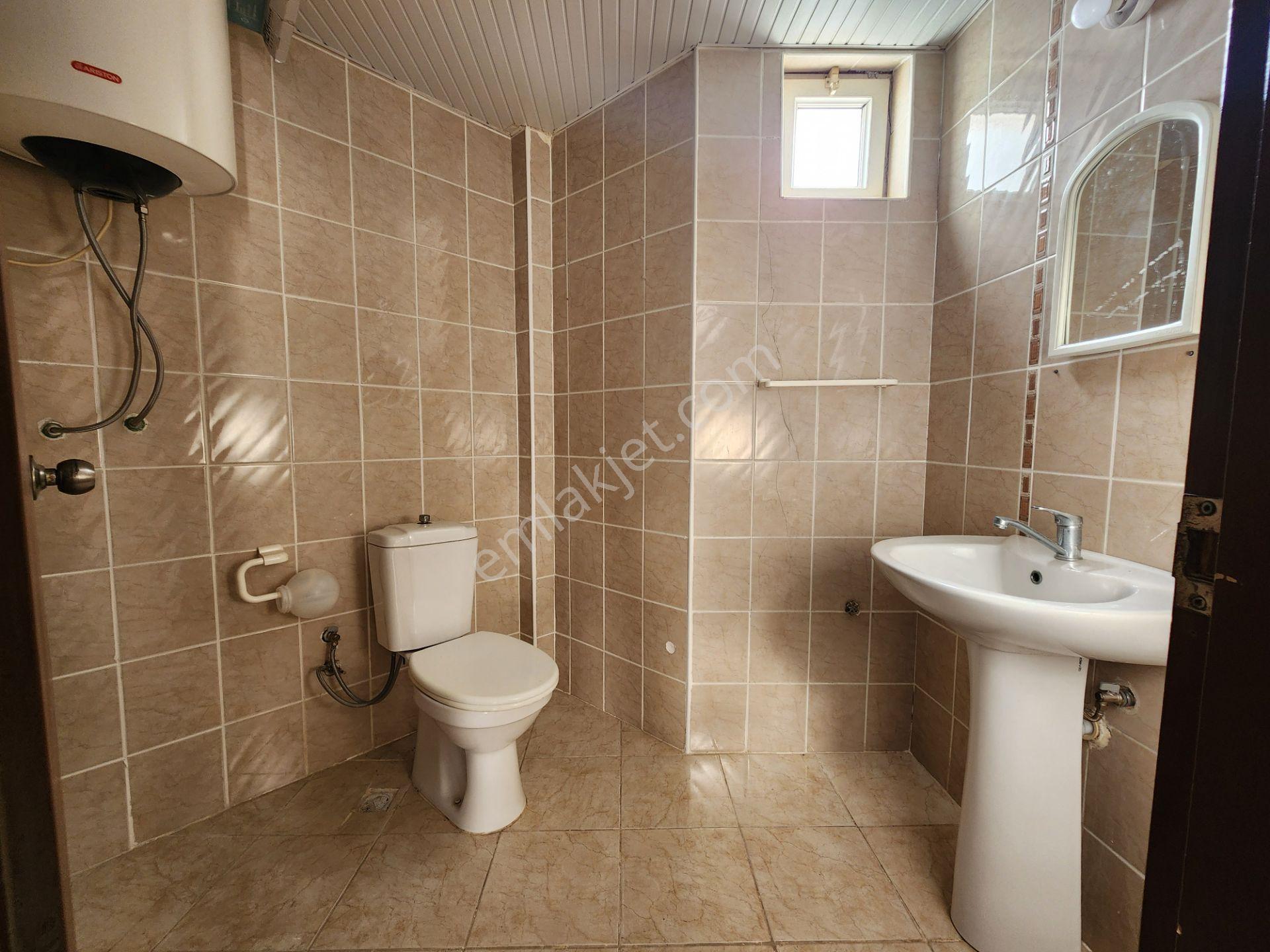 Konyaaltı Mimoza Sitesi'nde 2. Katta Kiralık 3+1 160 M2 Daire Gdkb - Görsel 8