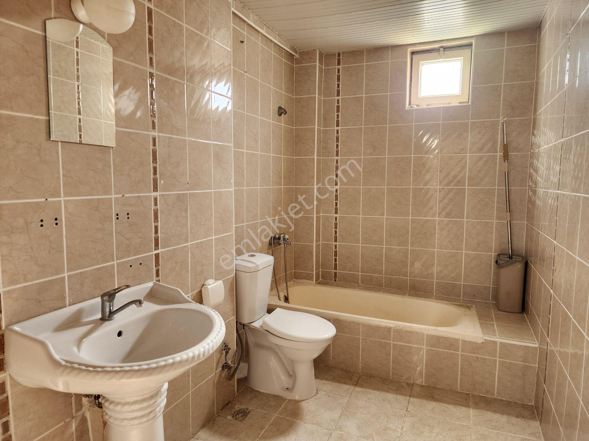 Konyaaltı Mimoza Sitesi'nde 2. Katta Kiralık 3+1 160 M2 Daire Gdkb - Görsel 10