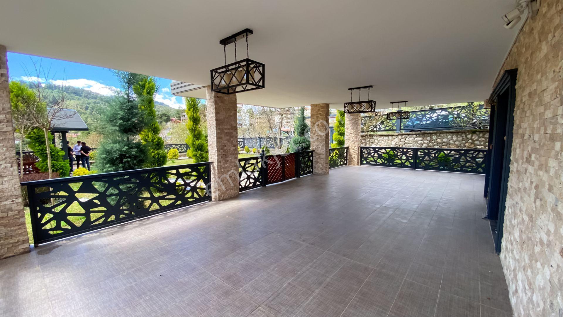 Üstünkent'ten Bekiralanı'nda 610 M² Arsa İçi Tripleks Lüks Villa - Görsel 41