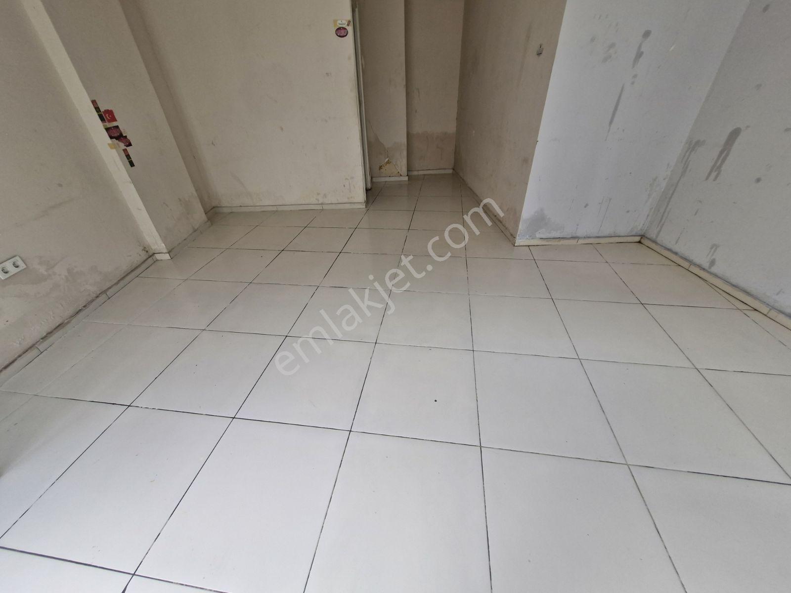 Aksoy 1735 Üzerinde Wc Li 30 M2 Yüksek Tavanlı Dükkan Mkd Emlak - Görsel 4
