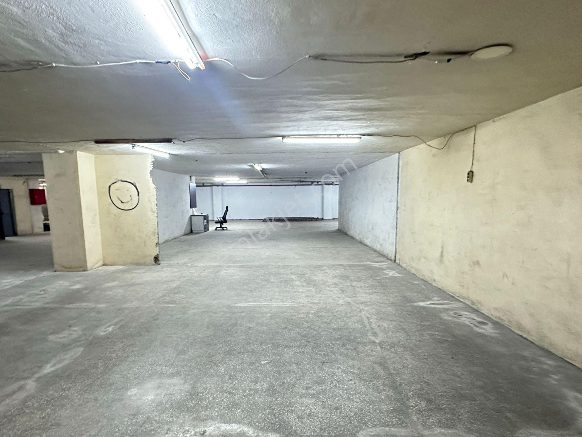 Bağcılar Güneşli'de Kiralık 1000 M² Atölye/depo - Görsel 26