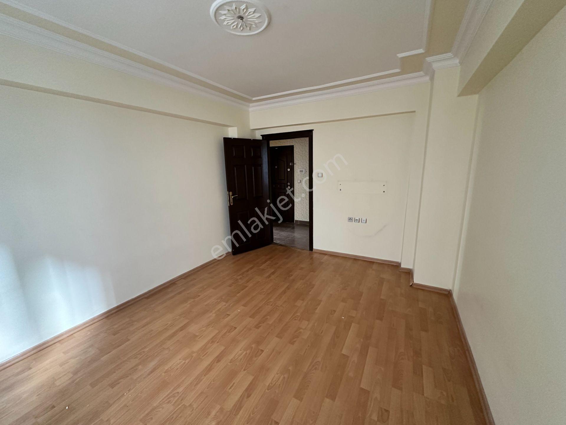 Sahibinden, Yayla Mahallesinde, Asansörlü, Bağımsız 3+1 Daire - Görsel 11
