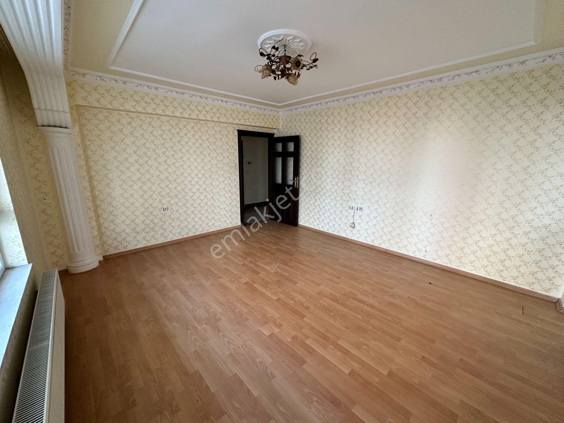 Sahibinden, Yayla Mahallesinde, Asansörlü, Bağımsız 3+1 Daire - Görsel 7