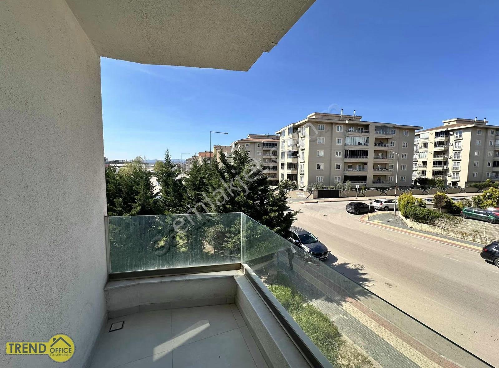 Geçit Mahallesi 2+1 Kiralık Modern Ofis - Görsel 12