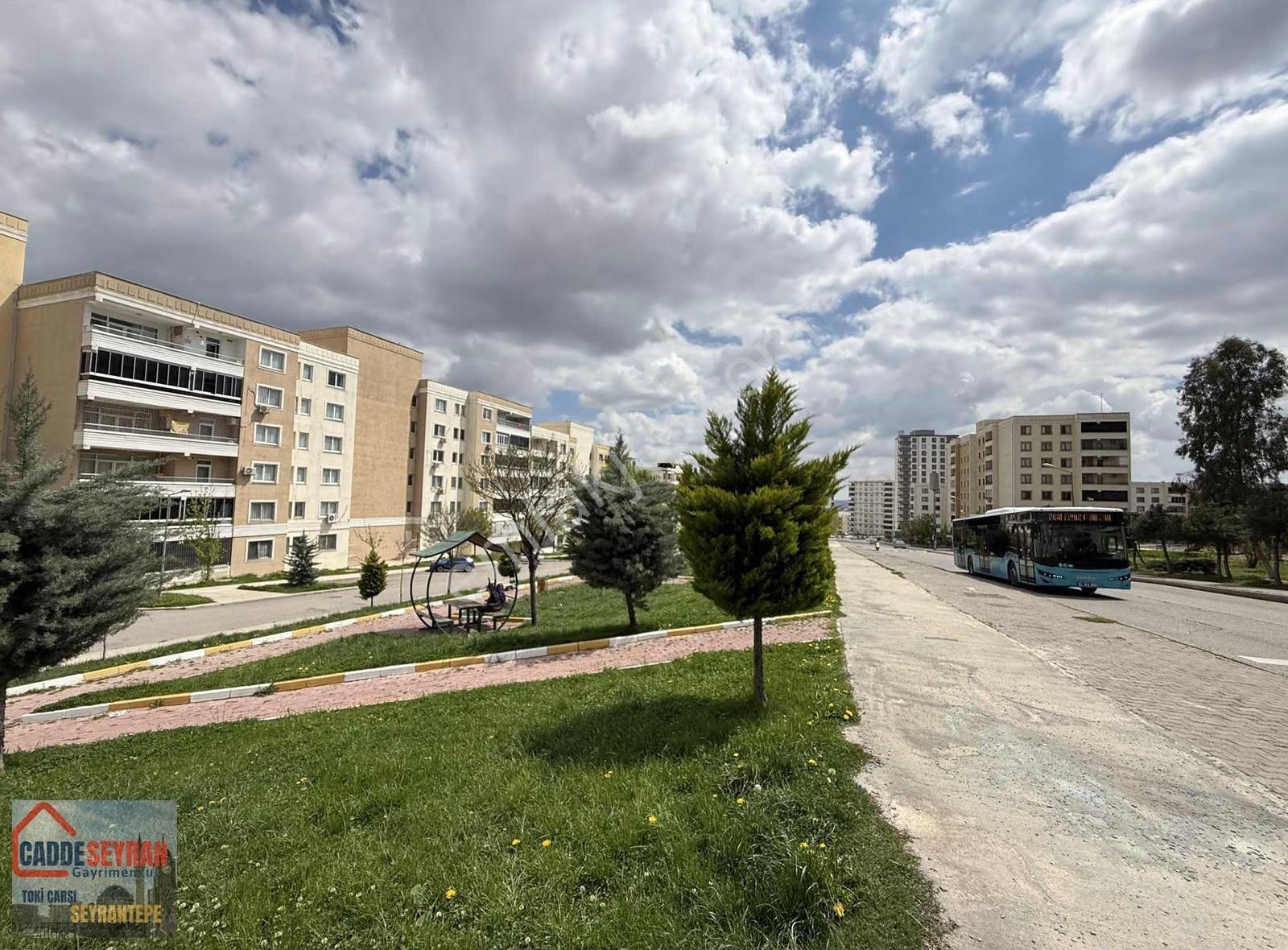 Cadde Seyrandan Satlık 2+1 Park Cepeli - Görsel 14