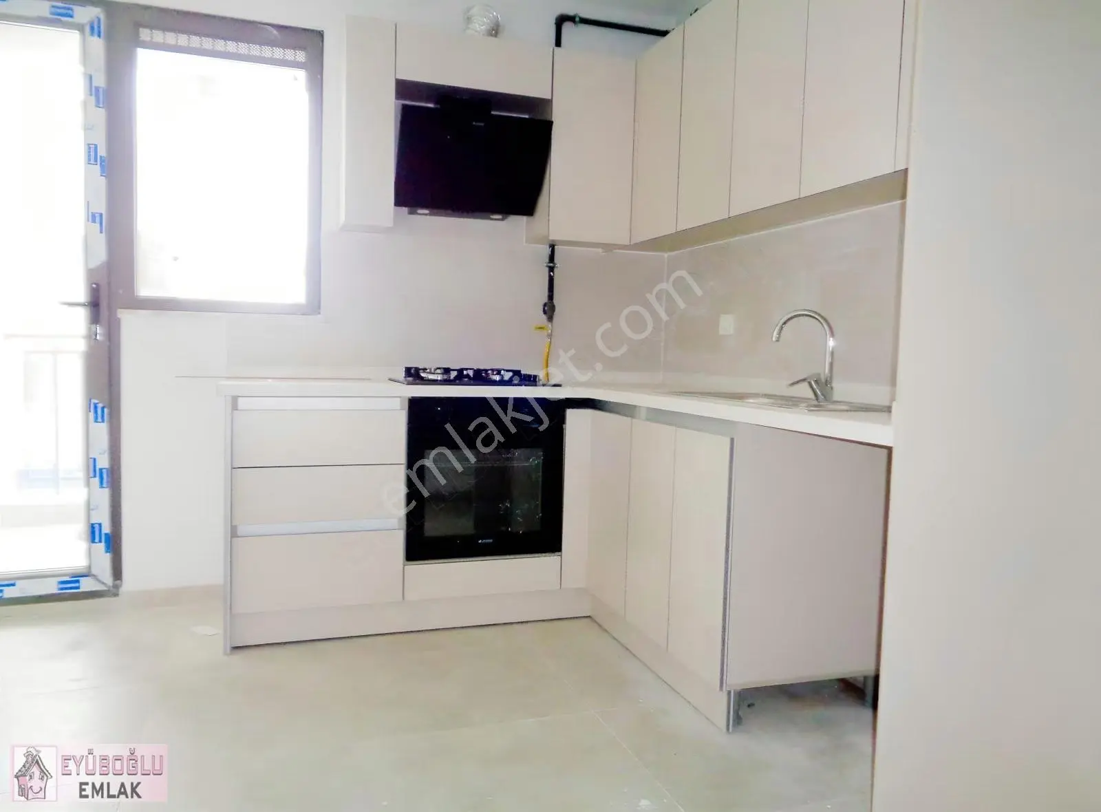 Maltepe Adatepe'de Sıfır Katta Tek Satılık Daire - Görsel 18