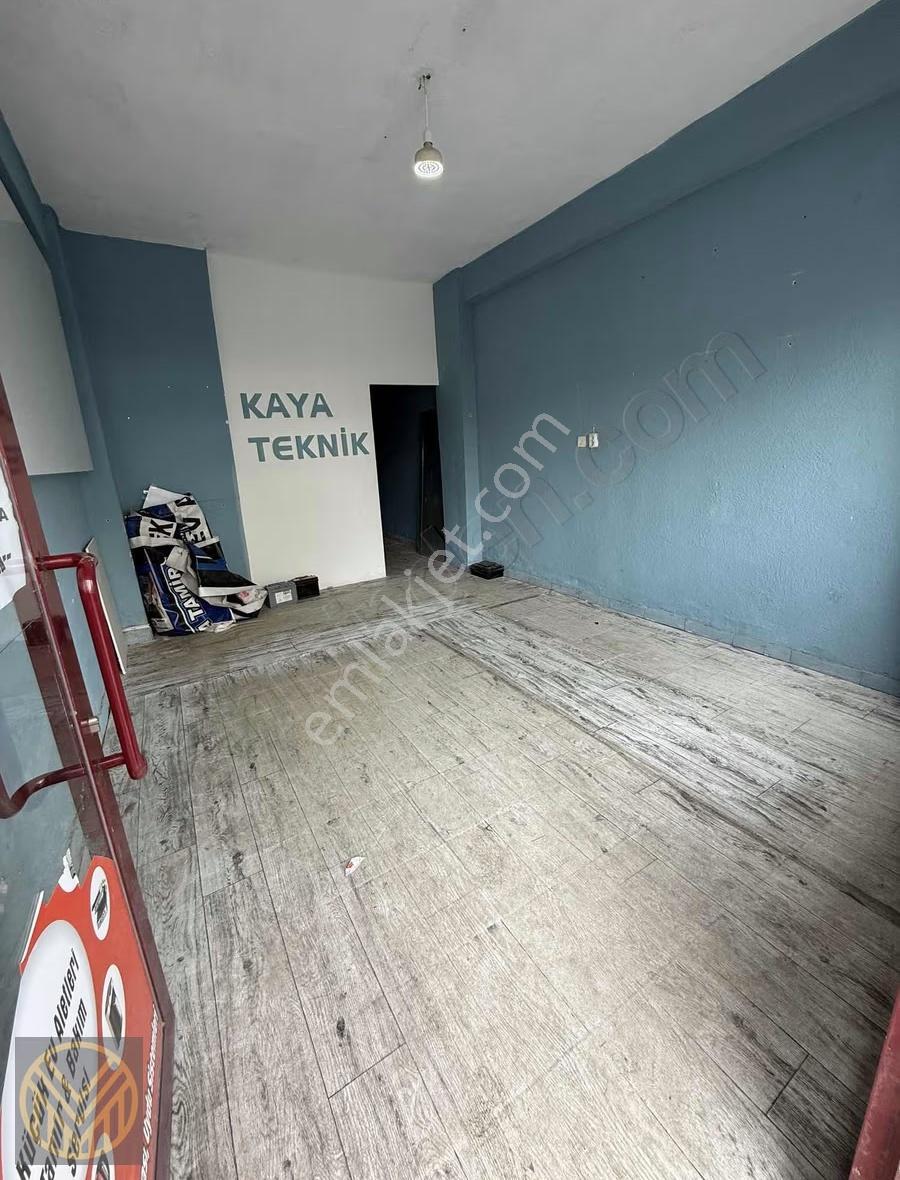 İldem Çarşı'da 100 M2 İki Katlı Boş Dükkan - Görsel 5