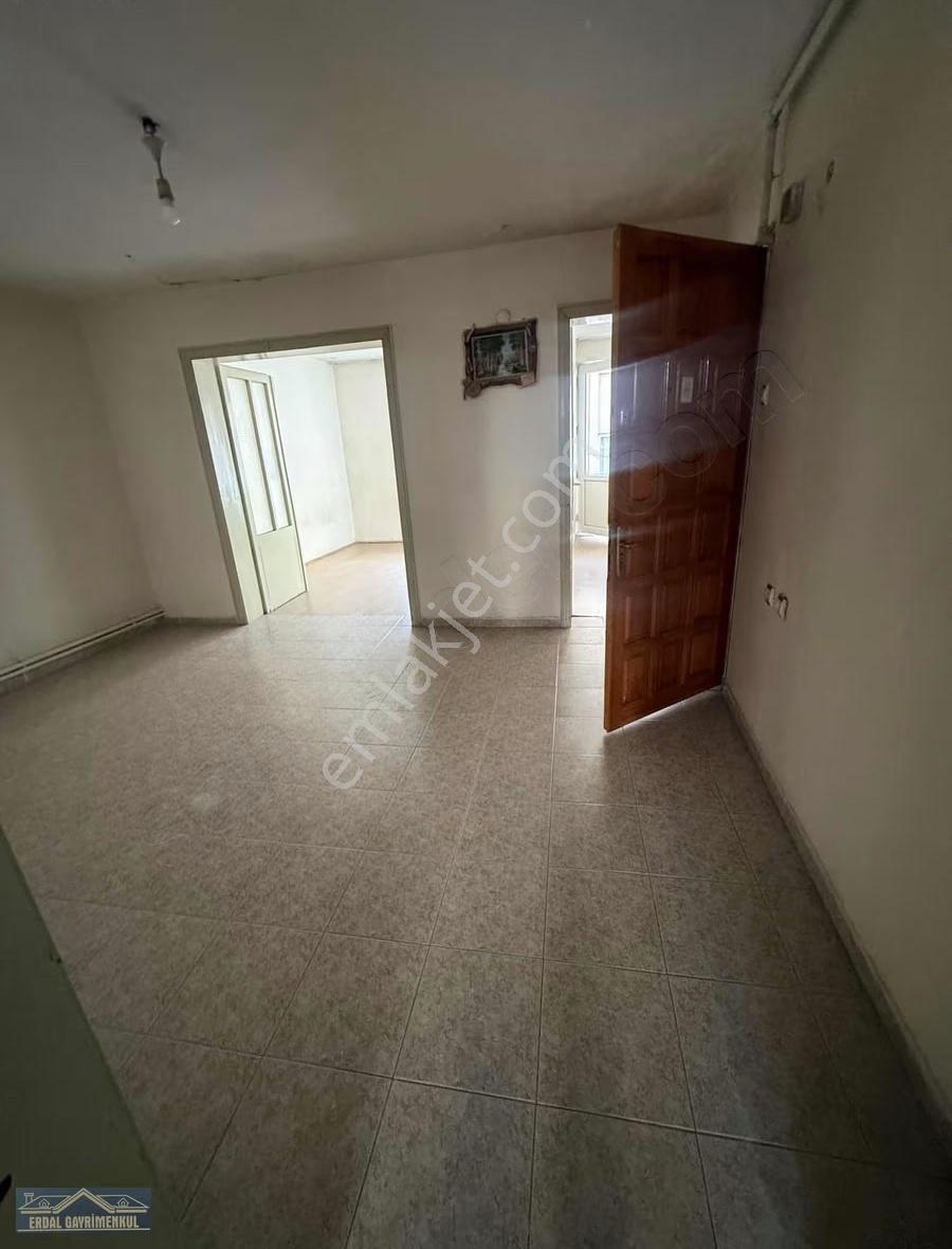 İstiklalde Apart Fiyatına 2+1 Daire - Görsel 8