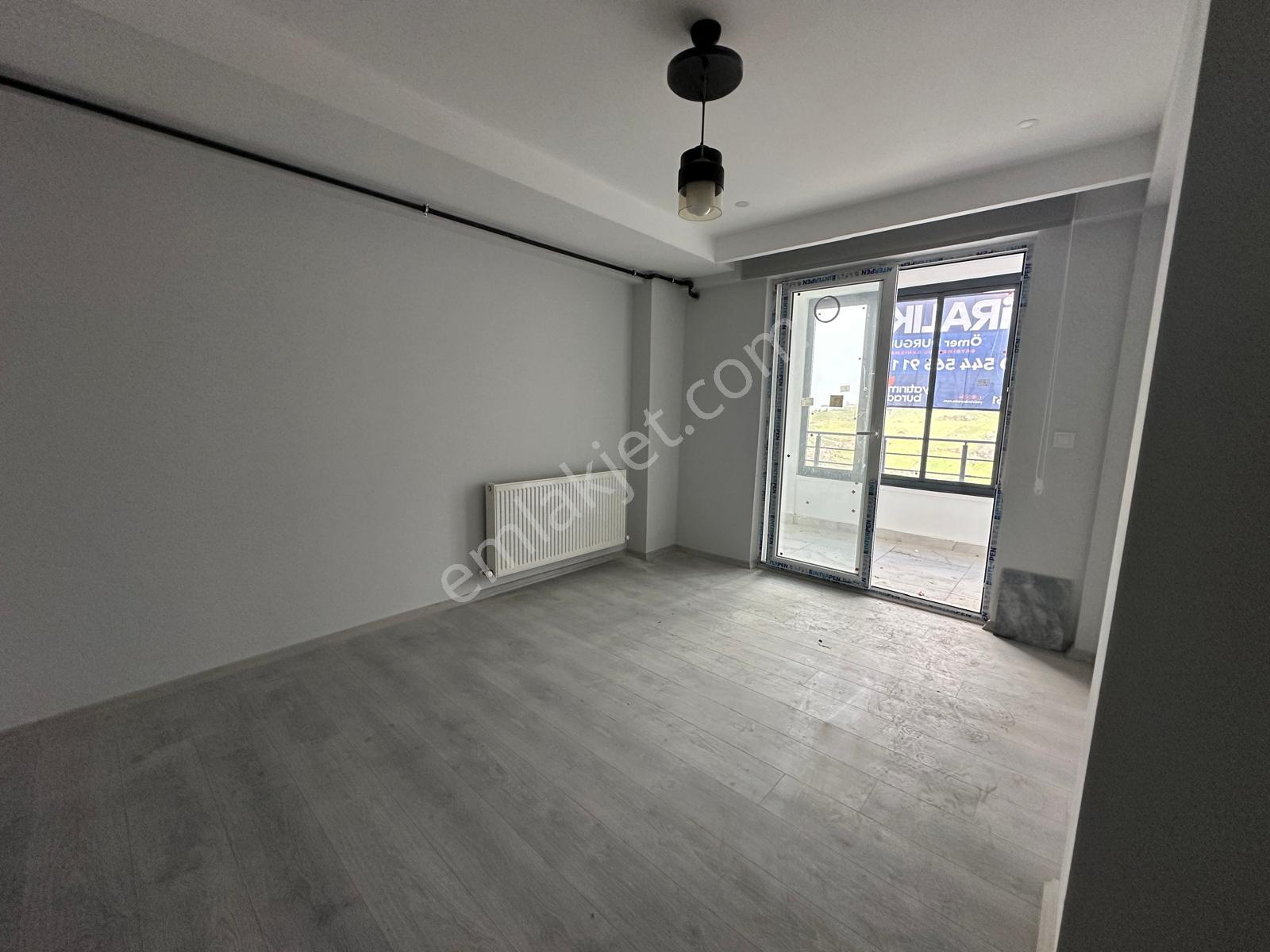 Canik Hasköy Caddeye Cephe Deniz Ve Doğa Manzaralı Satılık Acilll !! - Görsel 4