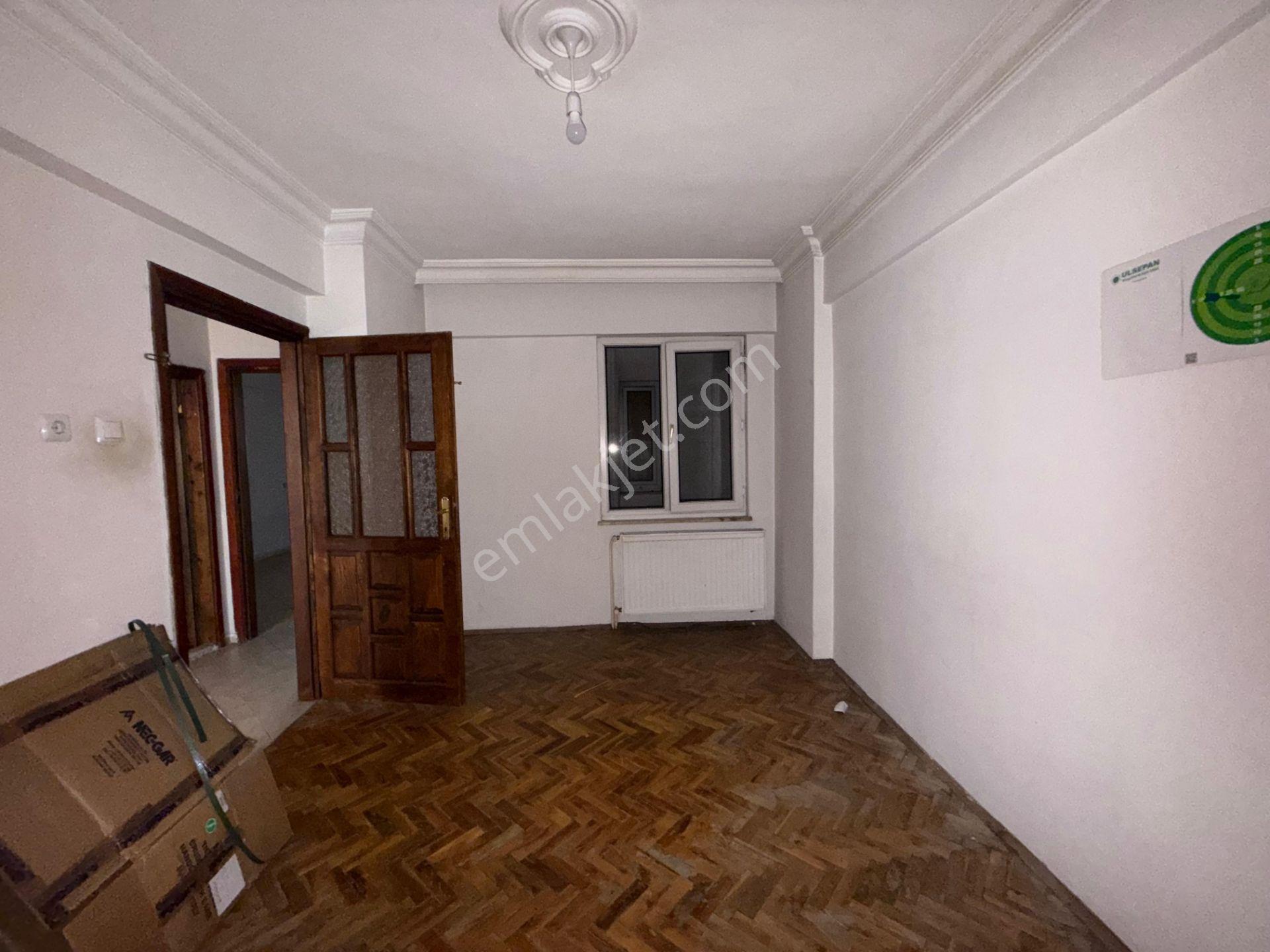 Caddeye Cephe Adalet Mahallesinde 3+1 Kiralık Daire - Görsel 12