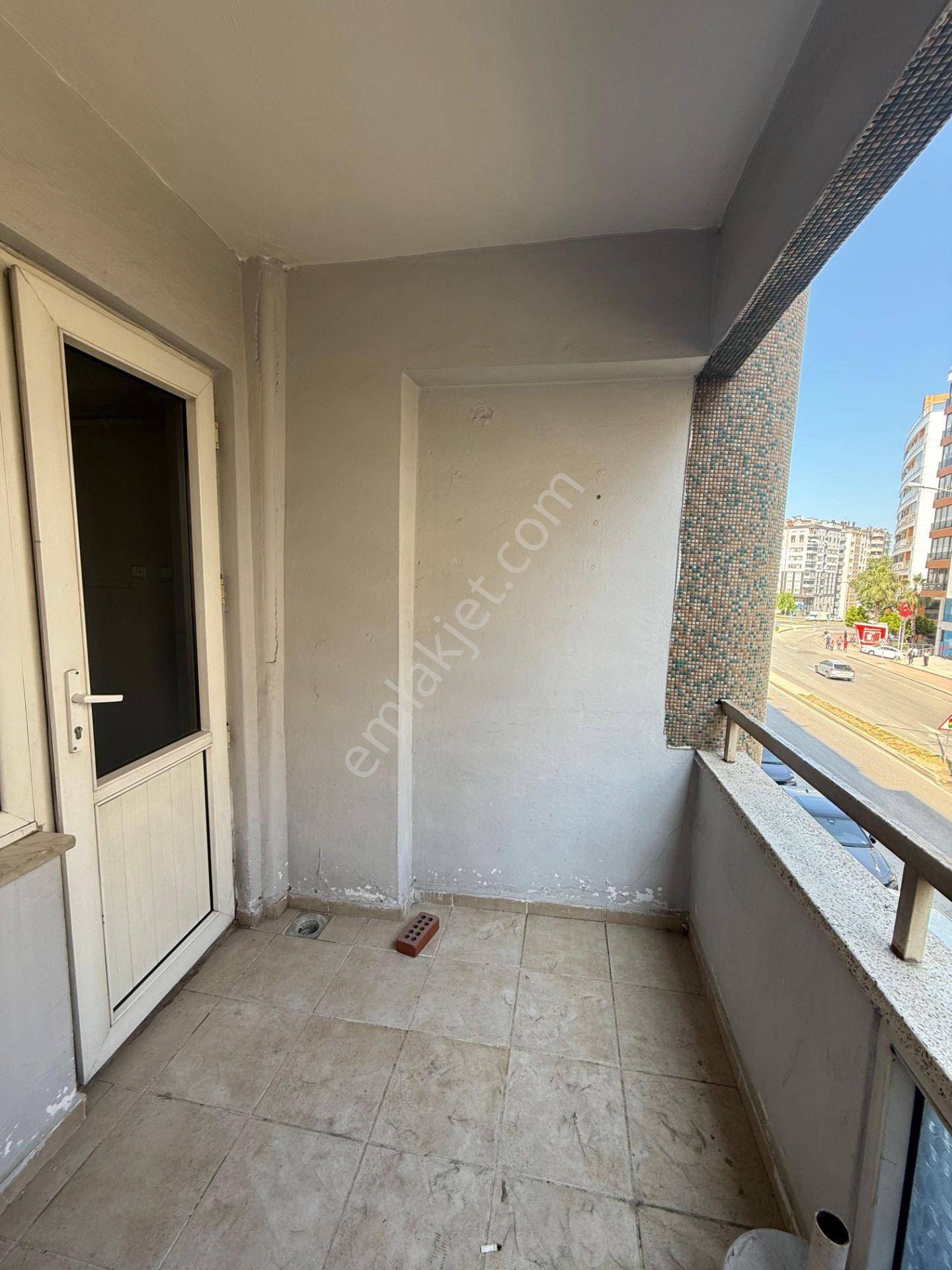 Caddeye Cephe Adalet Mahallesinde 3+1 Kiralık Daire - Görsel 32