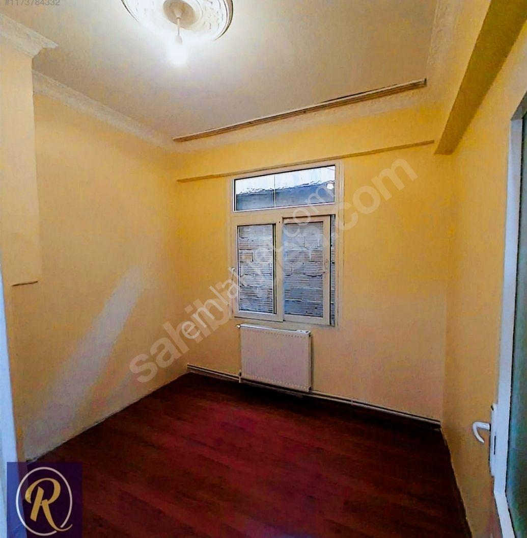 Menemen Merkezi Perşembe Pazarı Karşısı Satılık Son Kat 3+1 Doğalgazlı Daire - Görsel 12